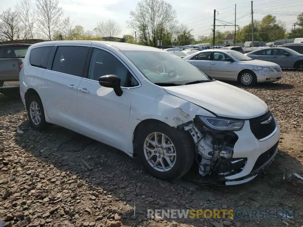 4 Photograph of a damaged car 2C4RC1BG8RR120226 CHRYSLER PACIFICA 2024