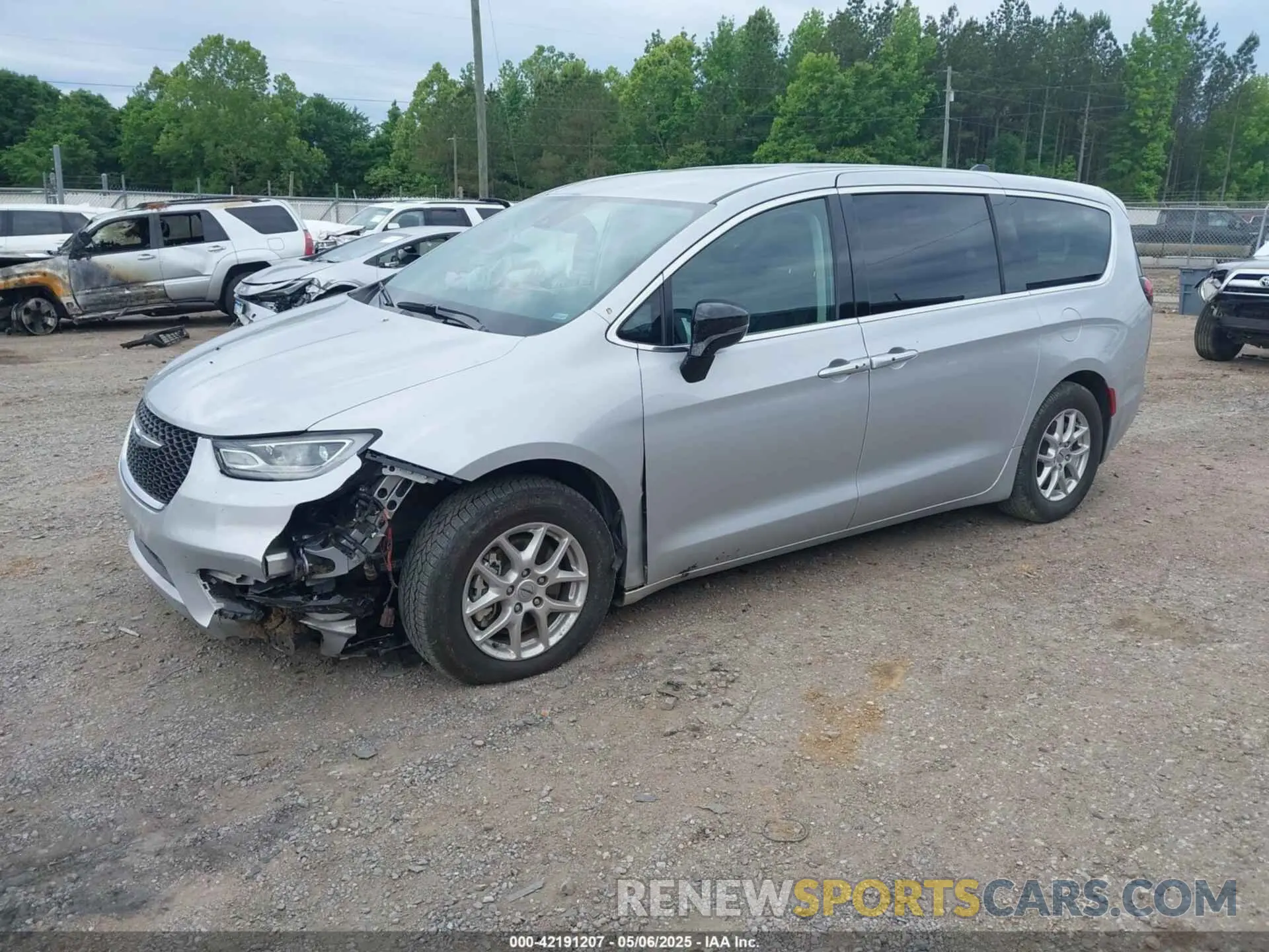 2 Photograph of a damaged car 2C4RC1BG8RR132876 CHRYSLER PACIFICA 2024