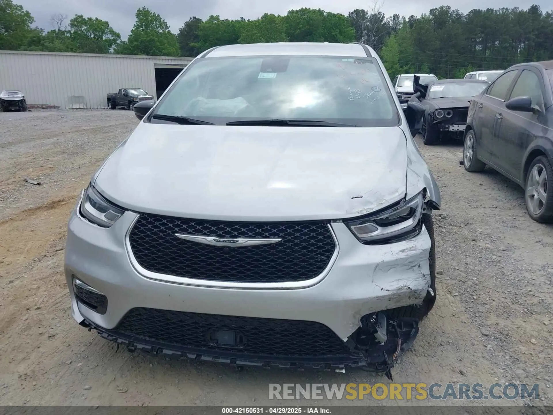 12 Photograph of a damaged car 2C4RC1BG8RR139066 CHRYSLER PACIFICA 2024