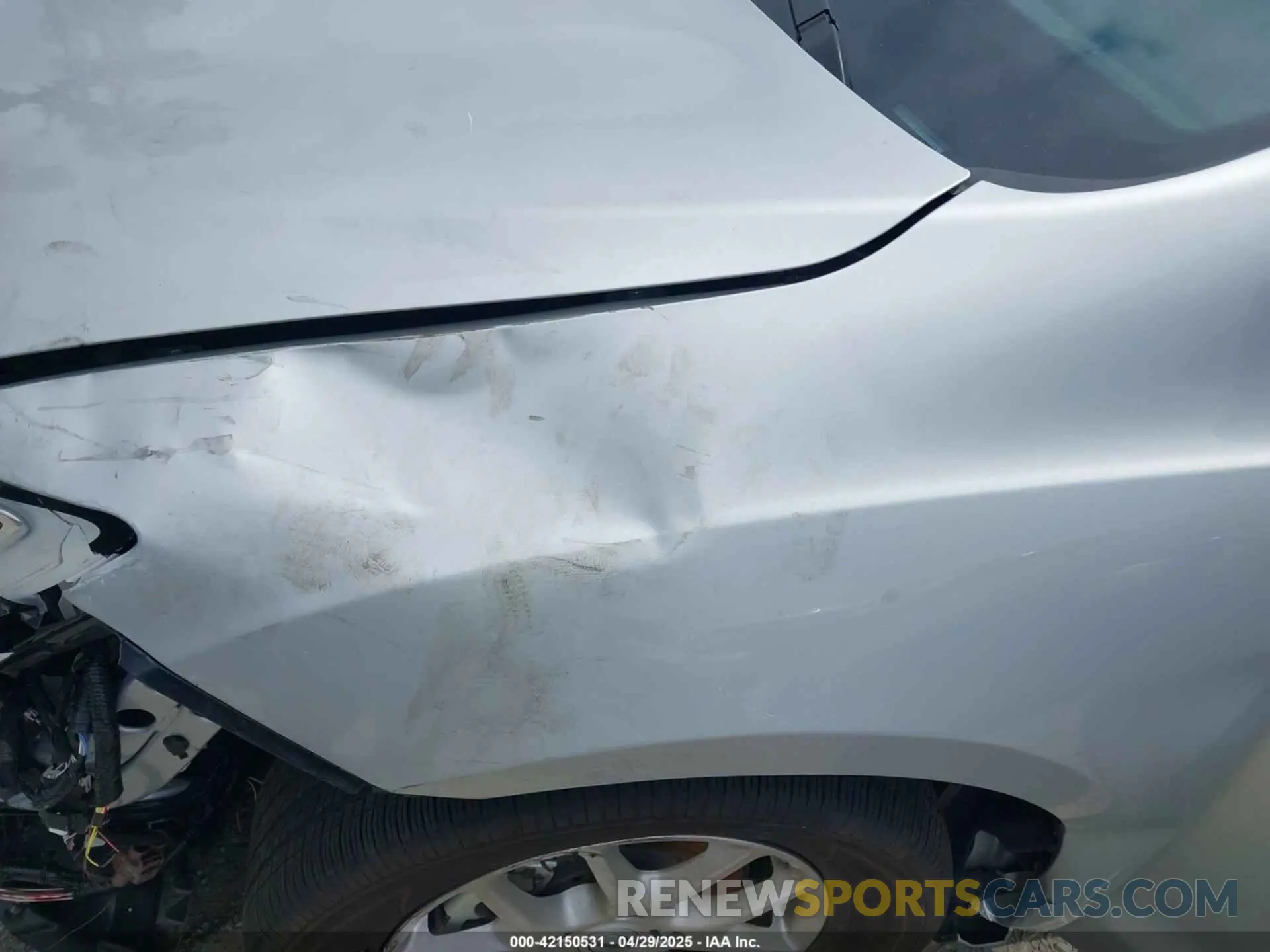21 Photograph of a damaged car 2C4RC1BG8RR139066 CHRYSLER PACIFICA 2024