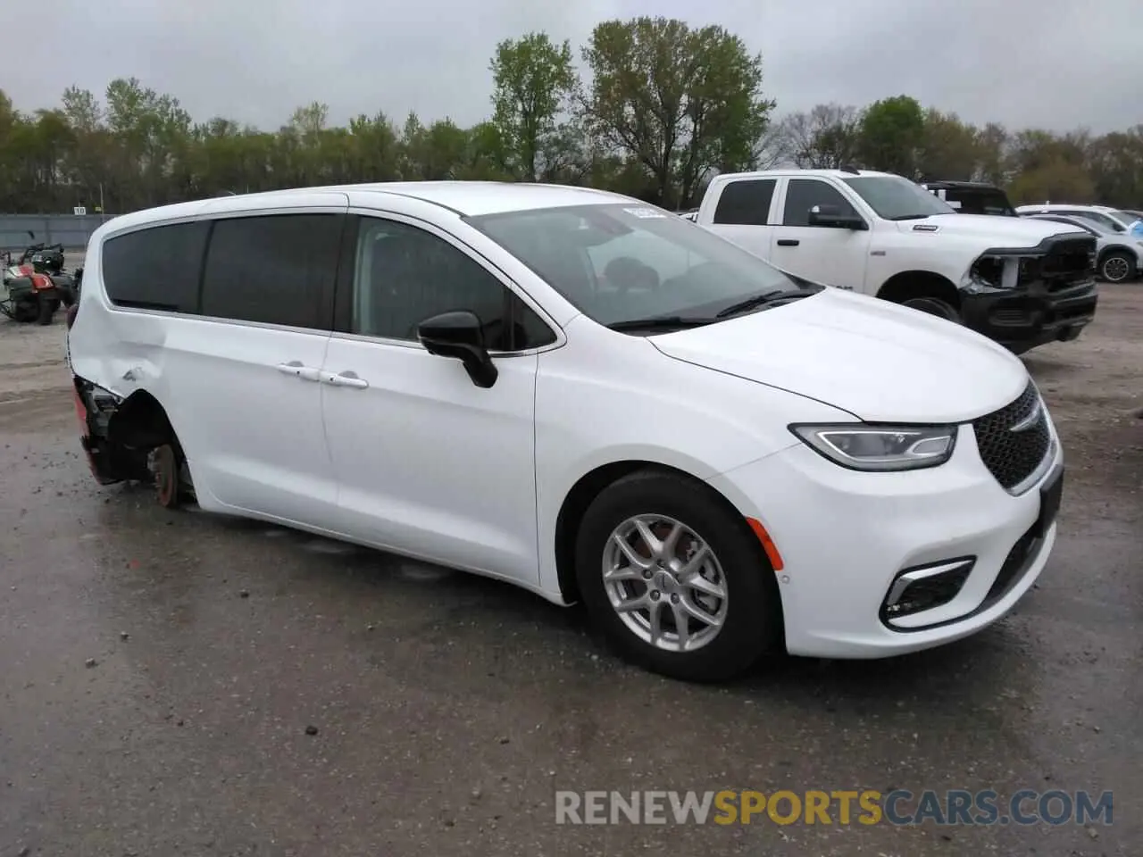 4 Photograph of a damaged car 2C4RC1BG9RR110546 CHRYSLER PACIFICA 2024