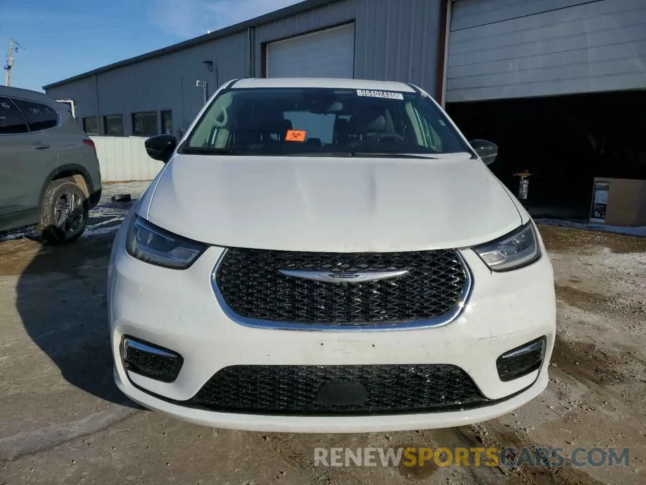 5 Photograph of a damaged car 2C4RC1BG9RR119165 CHRYSLER PACIFICA 2024