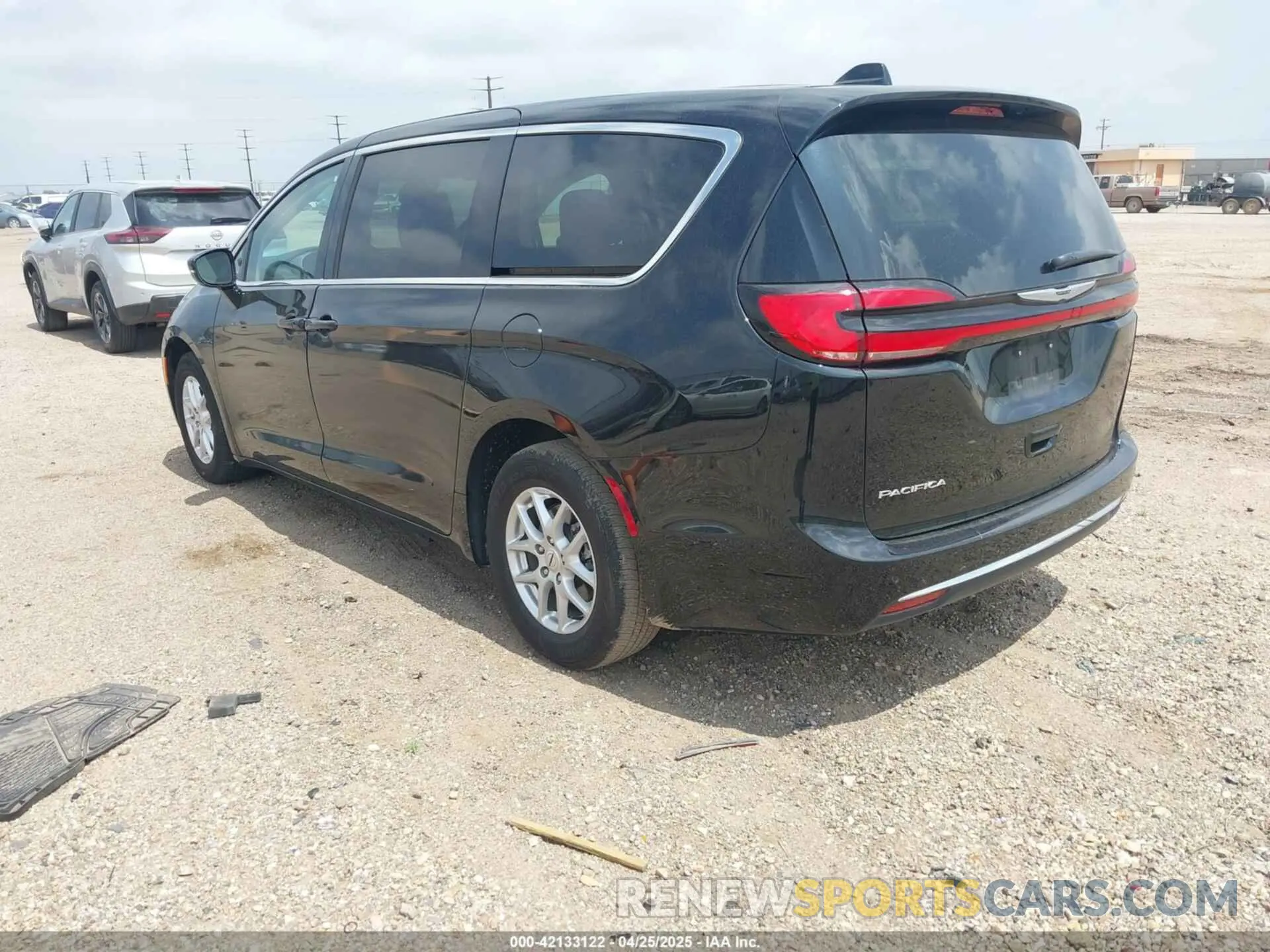 3 Фотография поврежденного автомобиля 2C4RC1BG9RR136435 CHRYSLER PACIFICA 2024