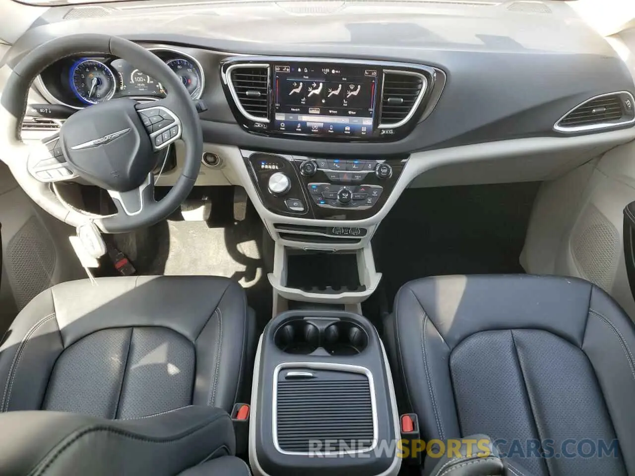 8 Фотография поврежденного автомобиля 2C4RC1BG9RR145250 CHRYSLER PACIFICA 2024