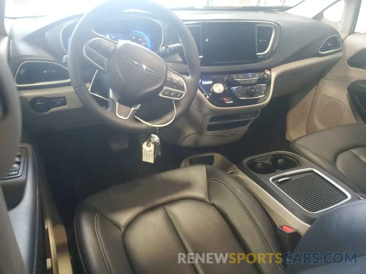 8 Фотография поврежденного автомобиля 2C4RC1BG9RR162386 CHRYSLER PACIFICA 2024