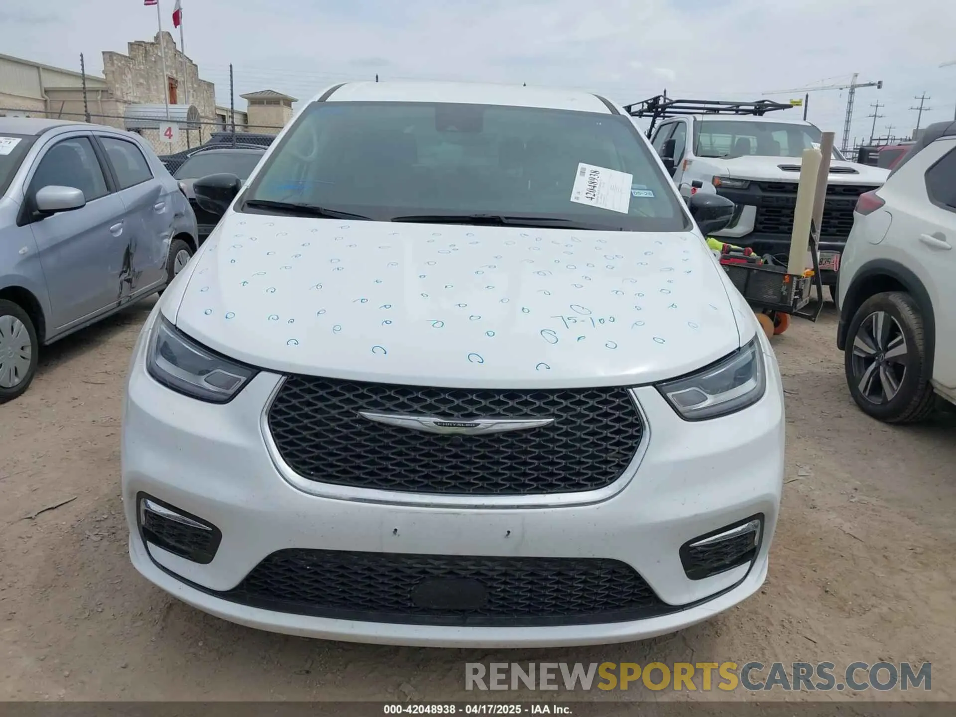 12 Photograph of a damaged car 2C4RC1BG9RR167328 CHRYSLER PACIFICA 2024