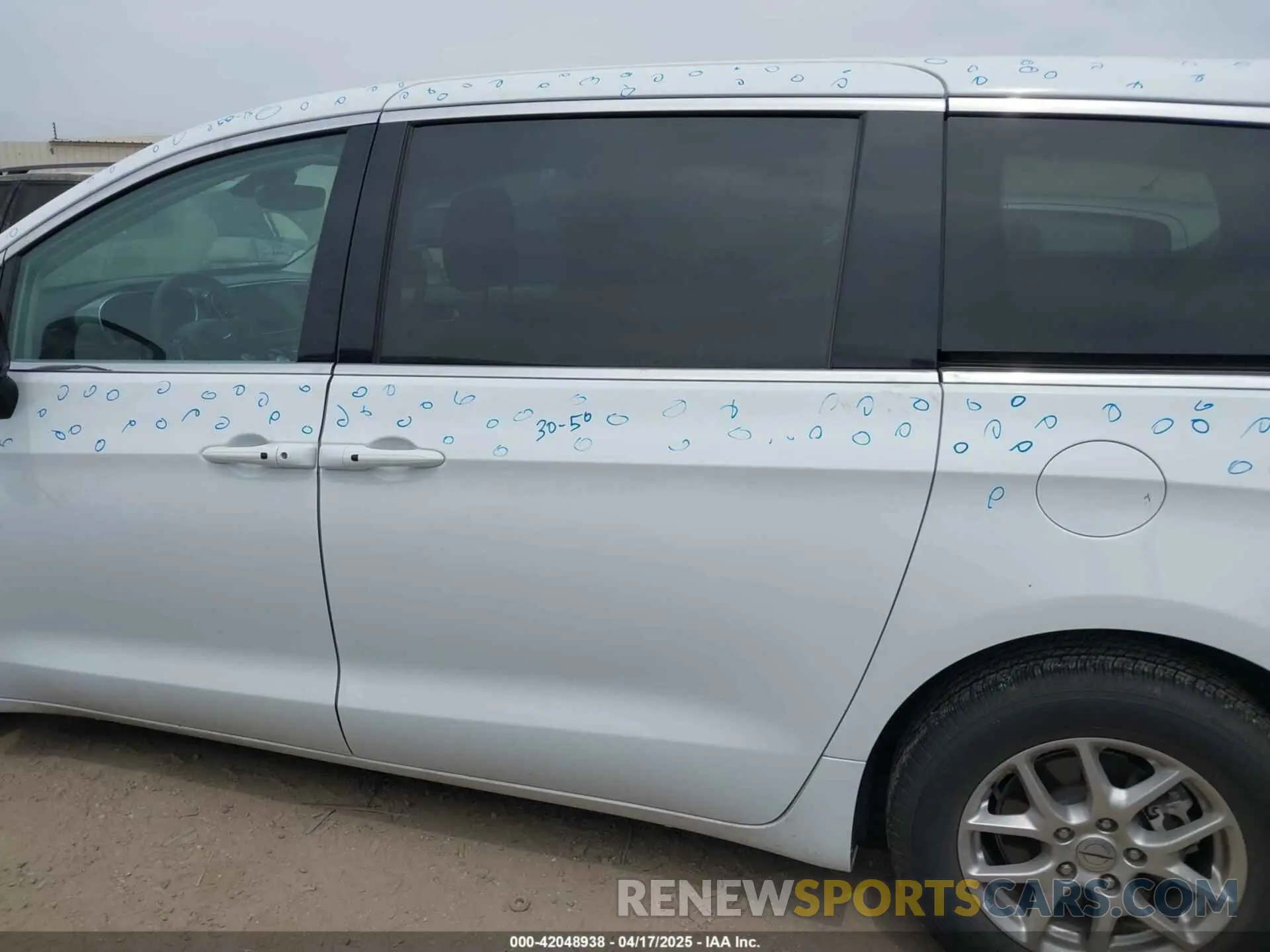 14 Photograph of a damaged car 2C4RC1BG9RR167328 CHRYSLER PACIFICA 2024