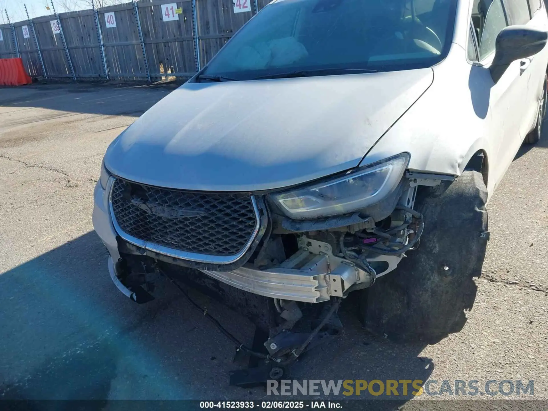 12 Фотография поврежденного автомобиля 2C4RC1BGXRR125511 CHRYSLER PACIFICA 2024