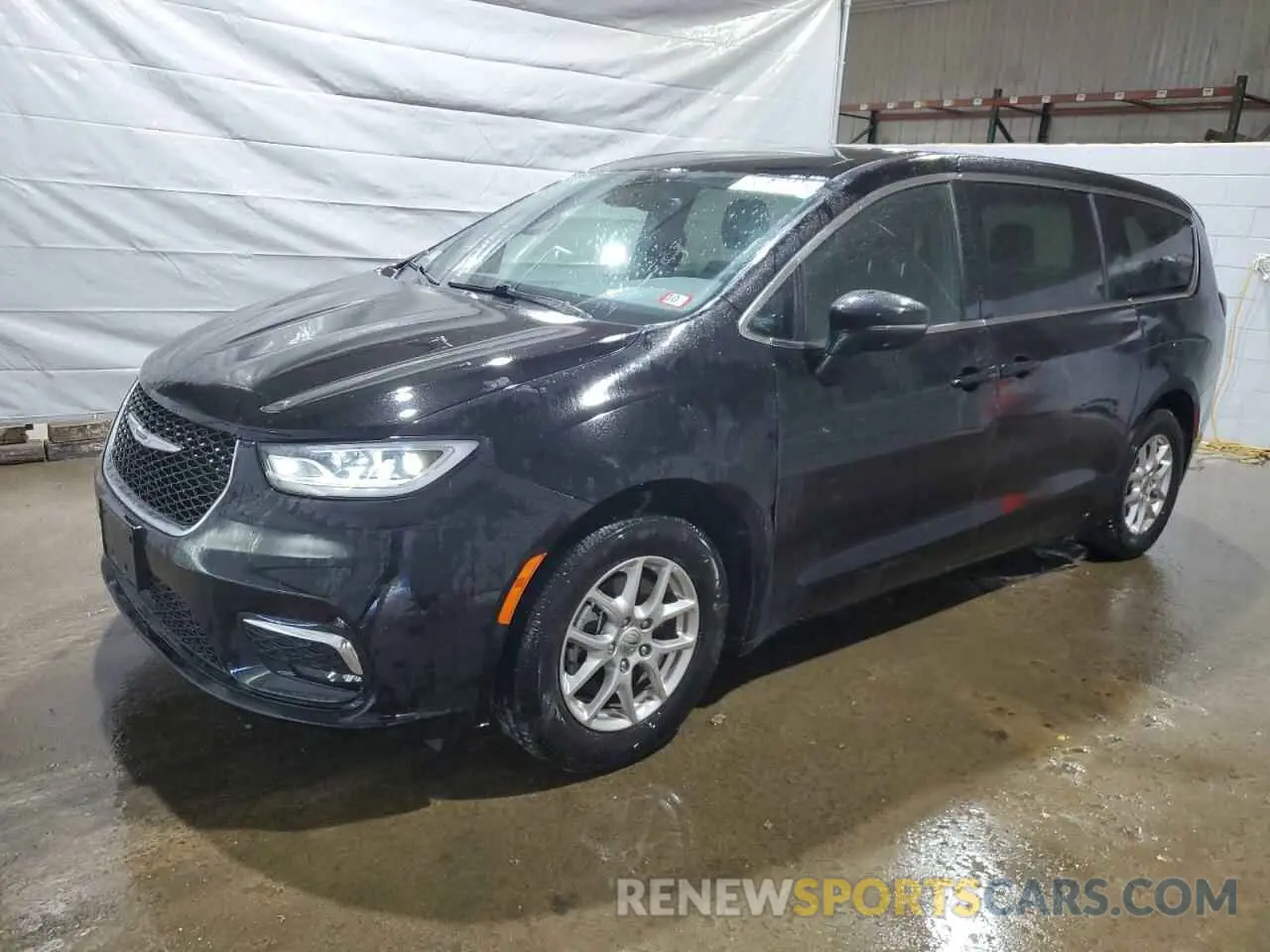 1 Photograph of a damaged car 2C4RC1FG6RR132434 CHRYSLER PACIFICA 2024