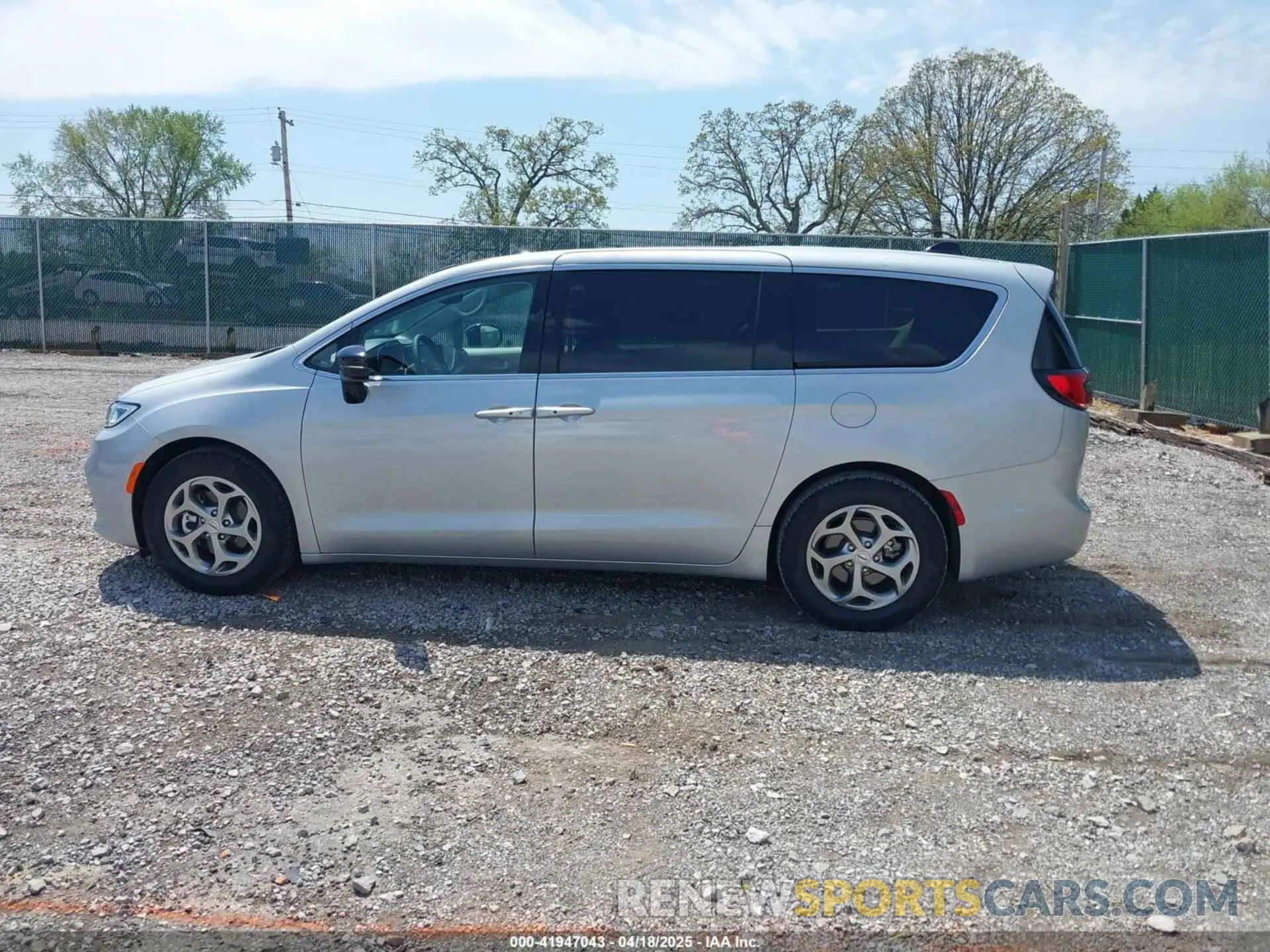 14 Фотография поврежденного автомобиля 2C4RC1GG3RR128050 CHRYSLER PACIFICA 2024