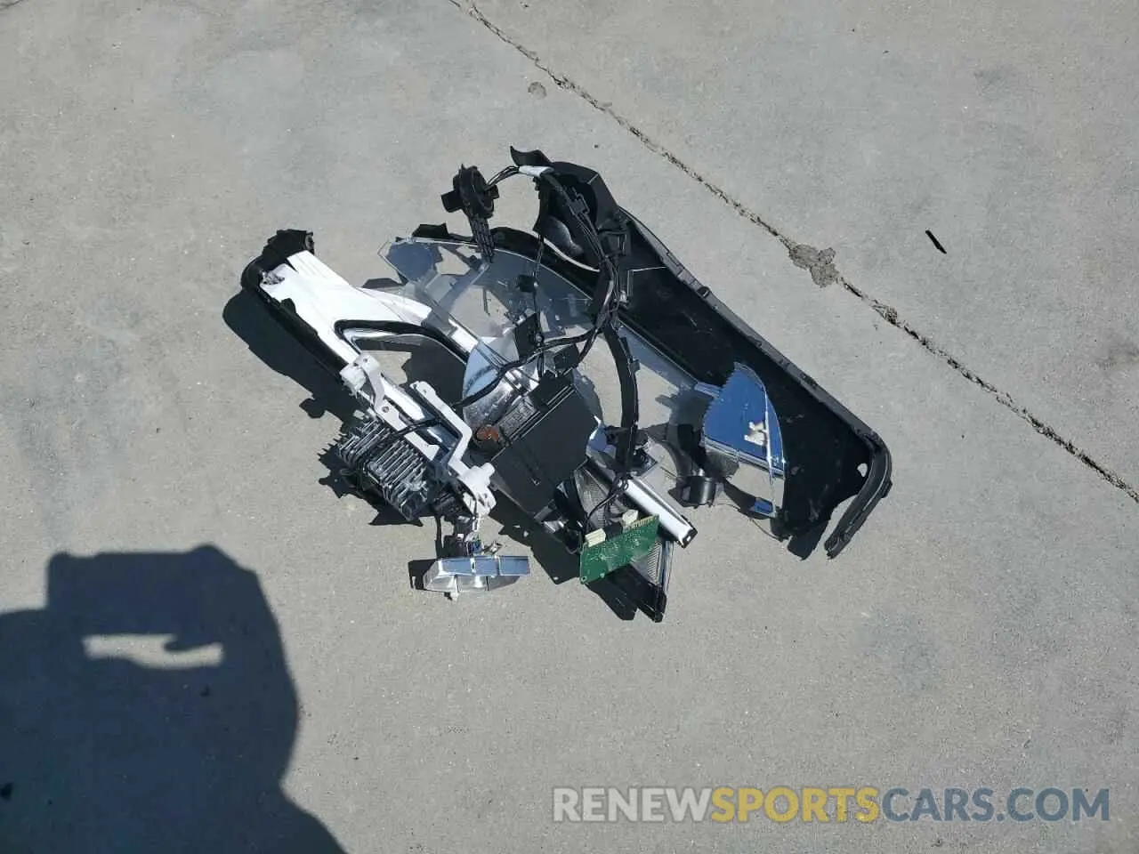 13 Photograph of a damaged car 2C4RC1GGXRR130412 CHRYSLER PACIFICA 2024