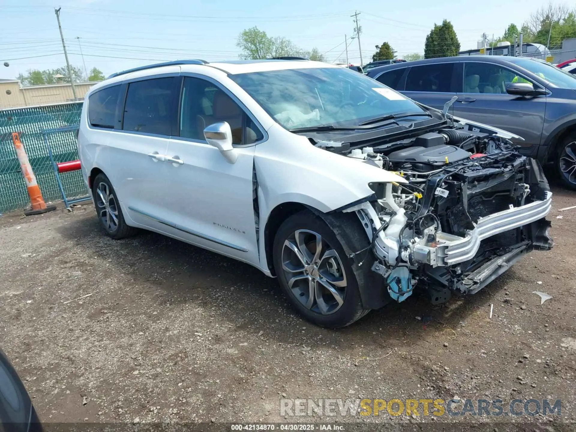 1 Фотография поврежденного автомобиля 2C4RC1PG4RR121446 CHRYSLER PACIFICA 2024