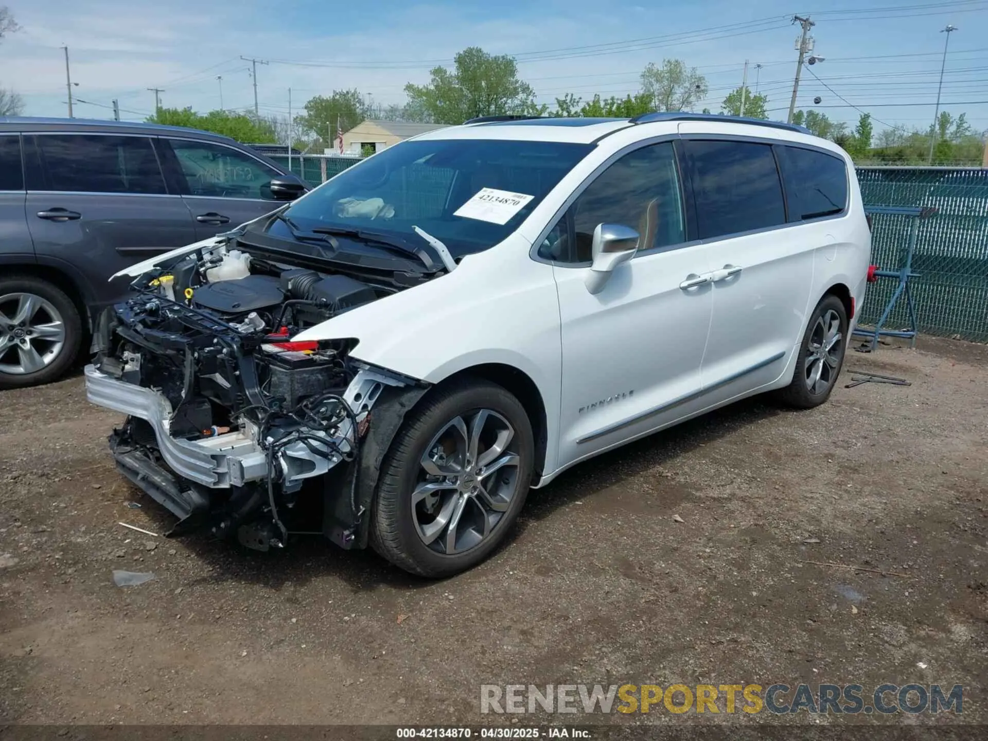 2 Фотография поврежденного автомобиля 2C4RC1PG4RR121446 CHRYSLER PACIFICA 2024