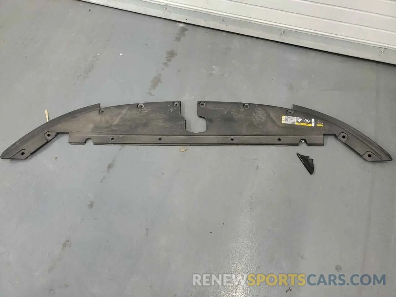 13 Photograph of a damaged car 2C4RC1S71RR127129 CHRYSLER PACIFICA 2024