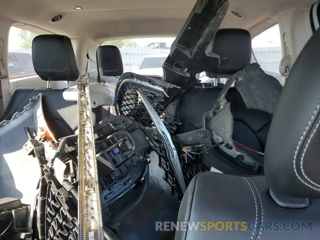 10 Фотография поврежденного автомобиля 2C4RC1S73RR137712 CHRYSLER PACIFICA 2024