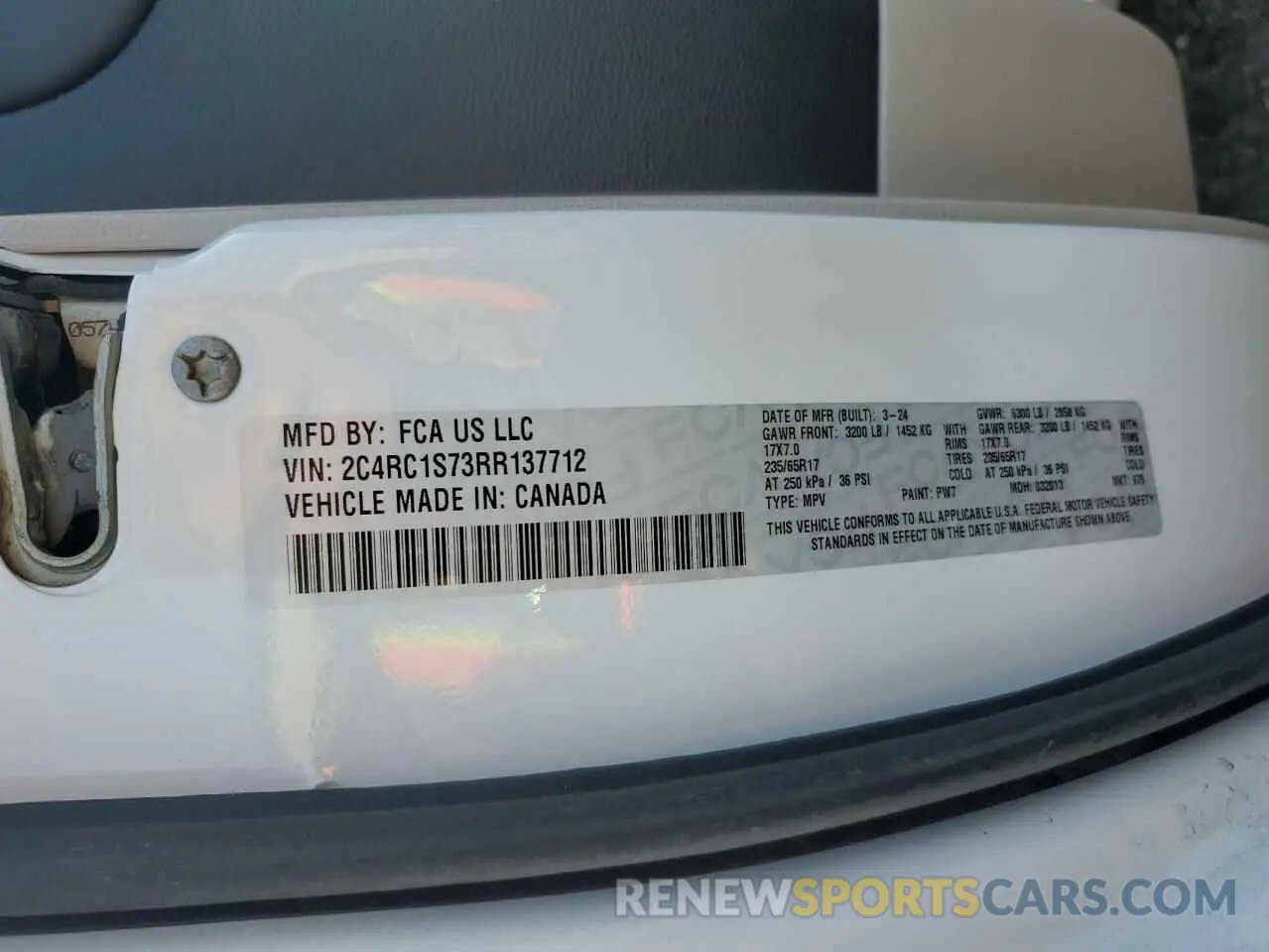 13 Фотография поврежденного автомобиля 2C4RC1S73RR137712 CHRYSLER PACIFICA 2024