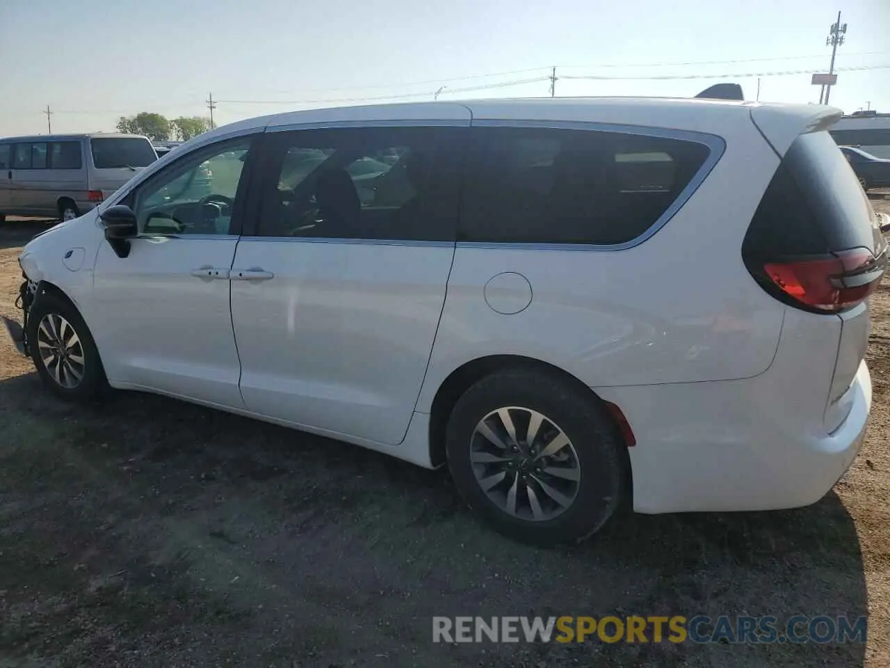 2 Фотография поврежденного автомобиля 2C4RC1S73RR137712 CHRYSLER PACIFICA 2024