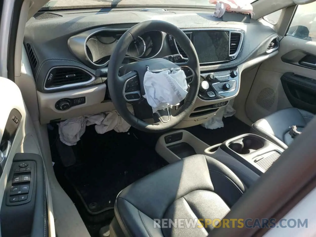 8 Фотография поврежденного автомобиля 2C4RC1S73RR137712 CHRYSLER PACIFICA 2024