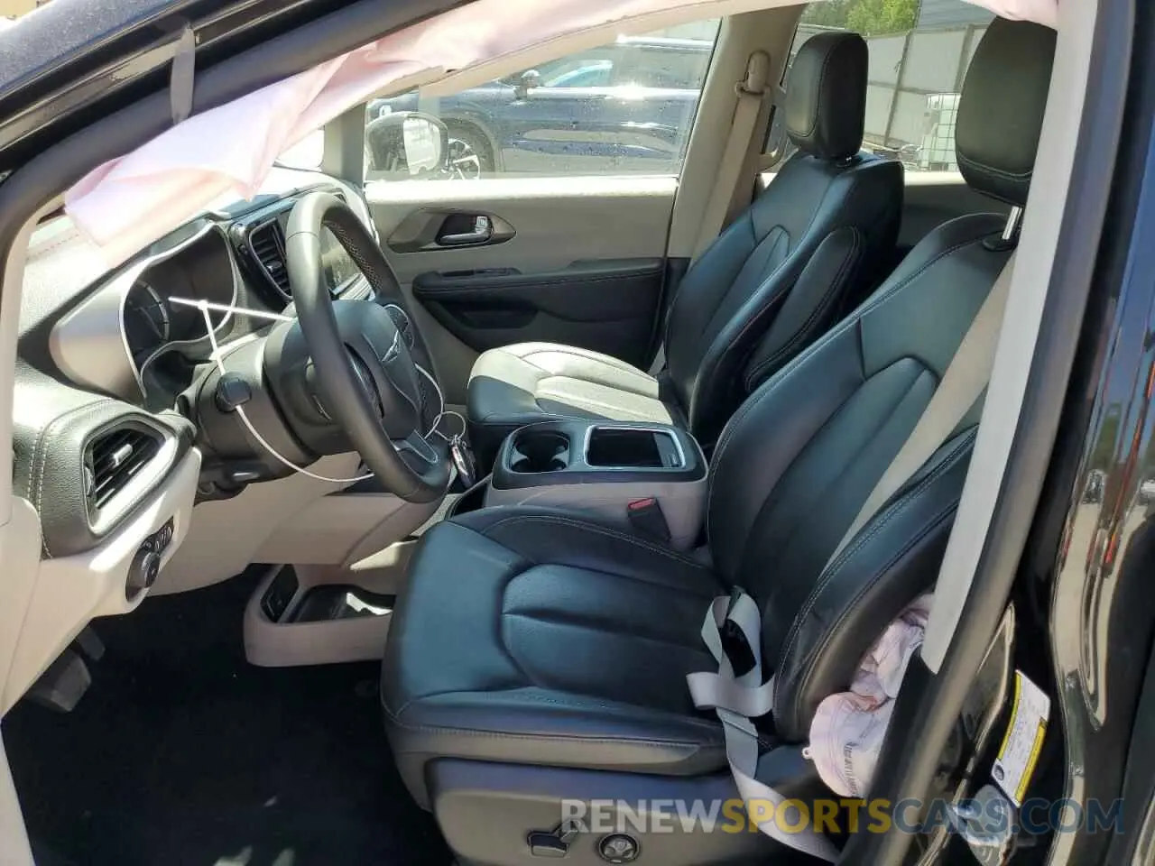 7 Photograph of a damaged car 2C4RC1S76RR103019 CHRYSLER PACIFICA 2024