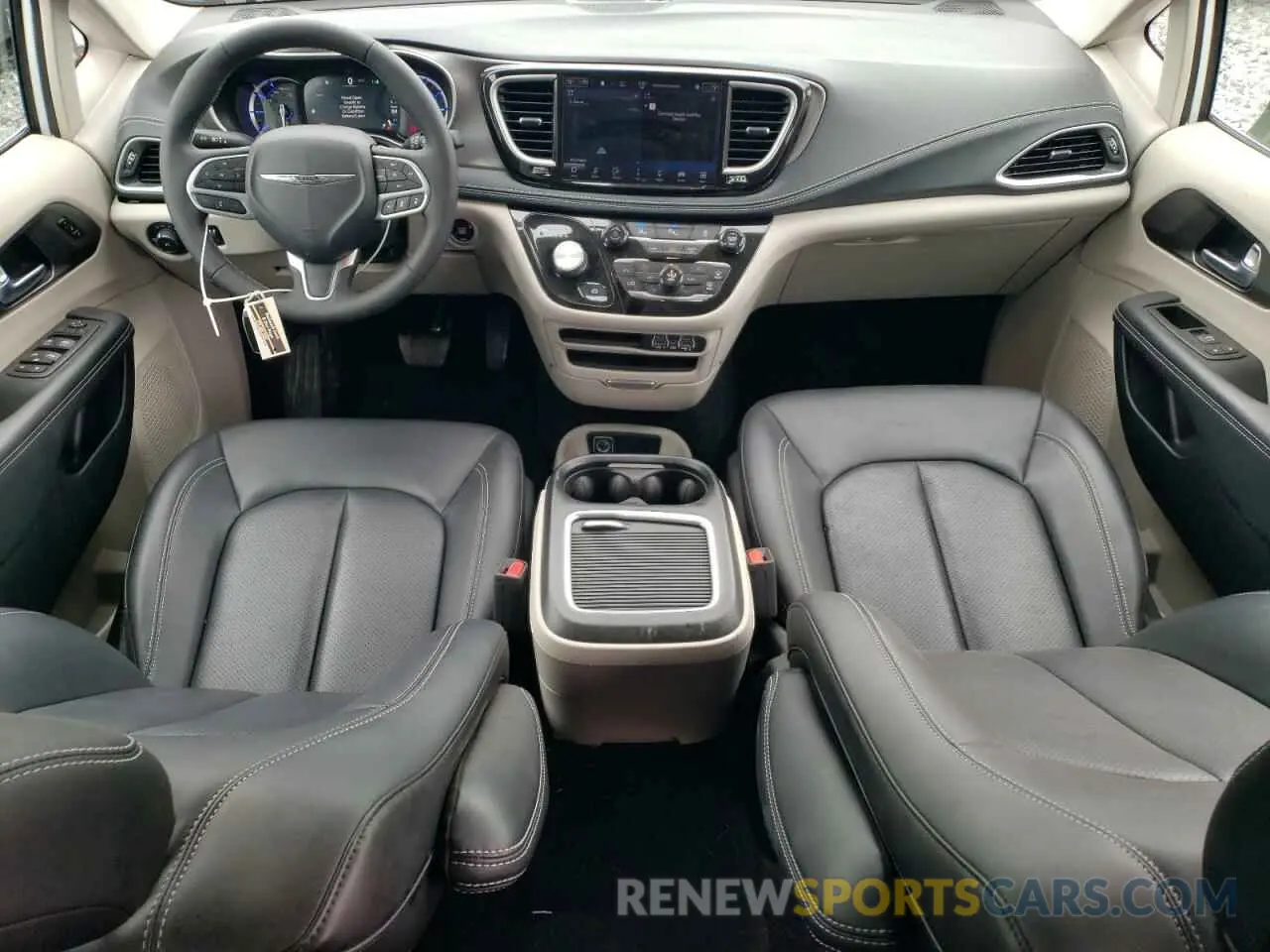 8 Фотография поврежденного автомобиля 2C4RC1S78RR117746 CHRYSLER PACIFICA 2024