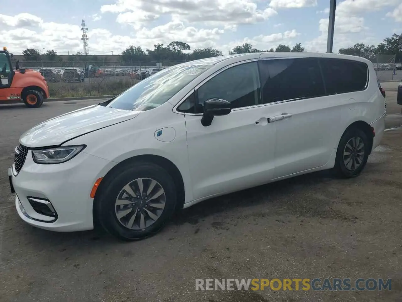 1 Фотография поврежденного автомобиля 2C4RC1S78RR117973 CHRYSLER PACIFICA 2024