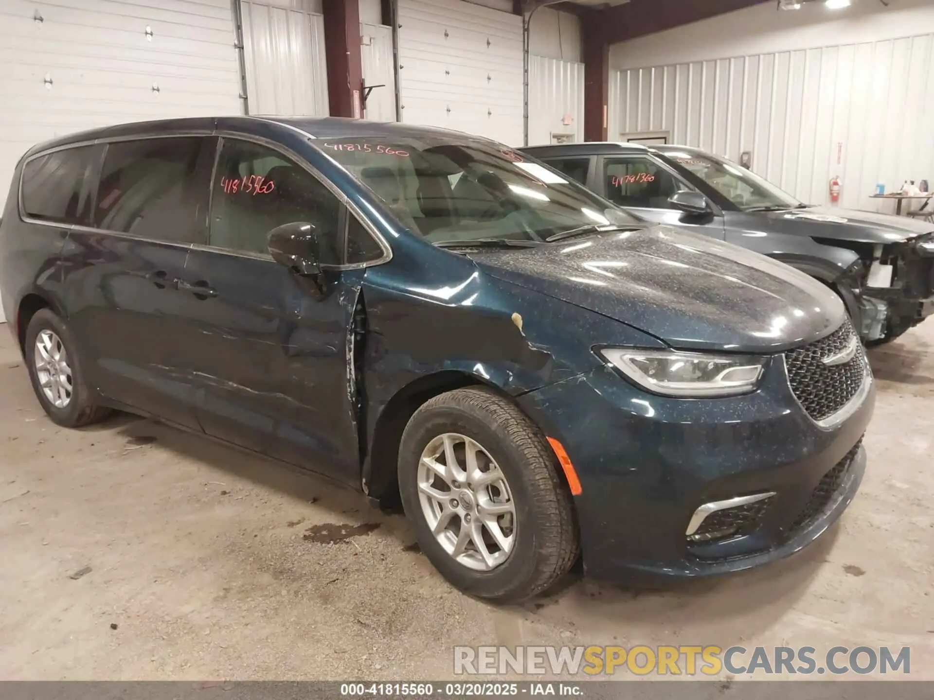1 Photograph of a damaged car 2C4RC1BG5SR509735 CHRYSLER PACIFICA 2025
