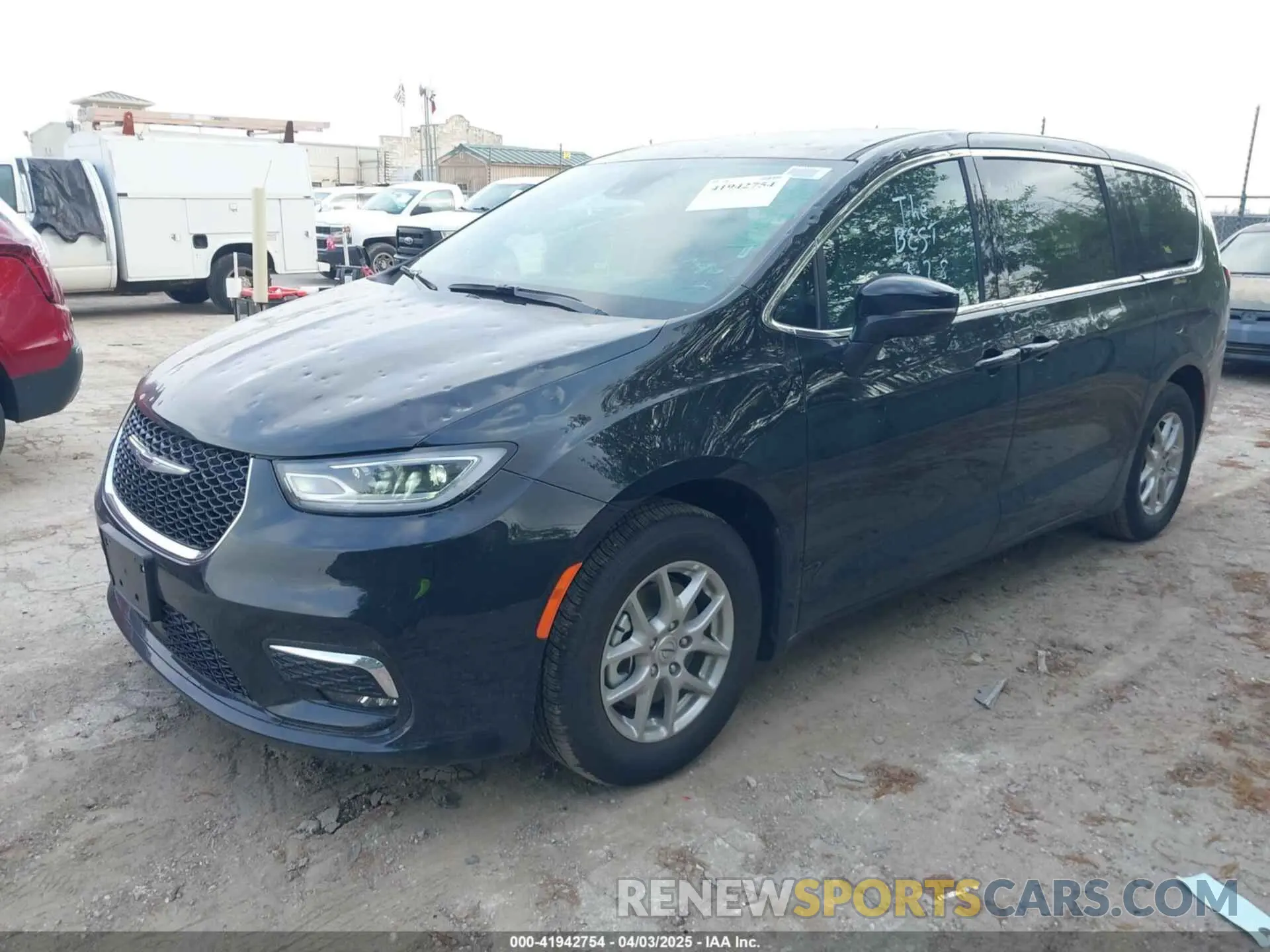 2 Фотография поврежденного автомобиля 2C4RC1BG5SR526518 CHRYSLER PACIFICA 2025