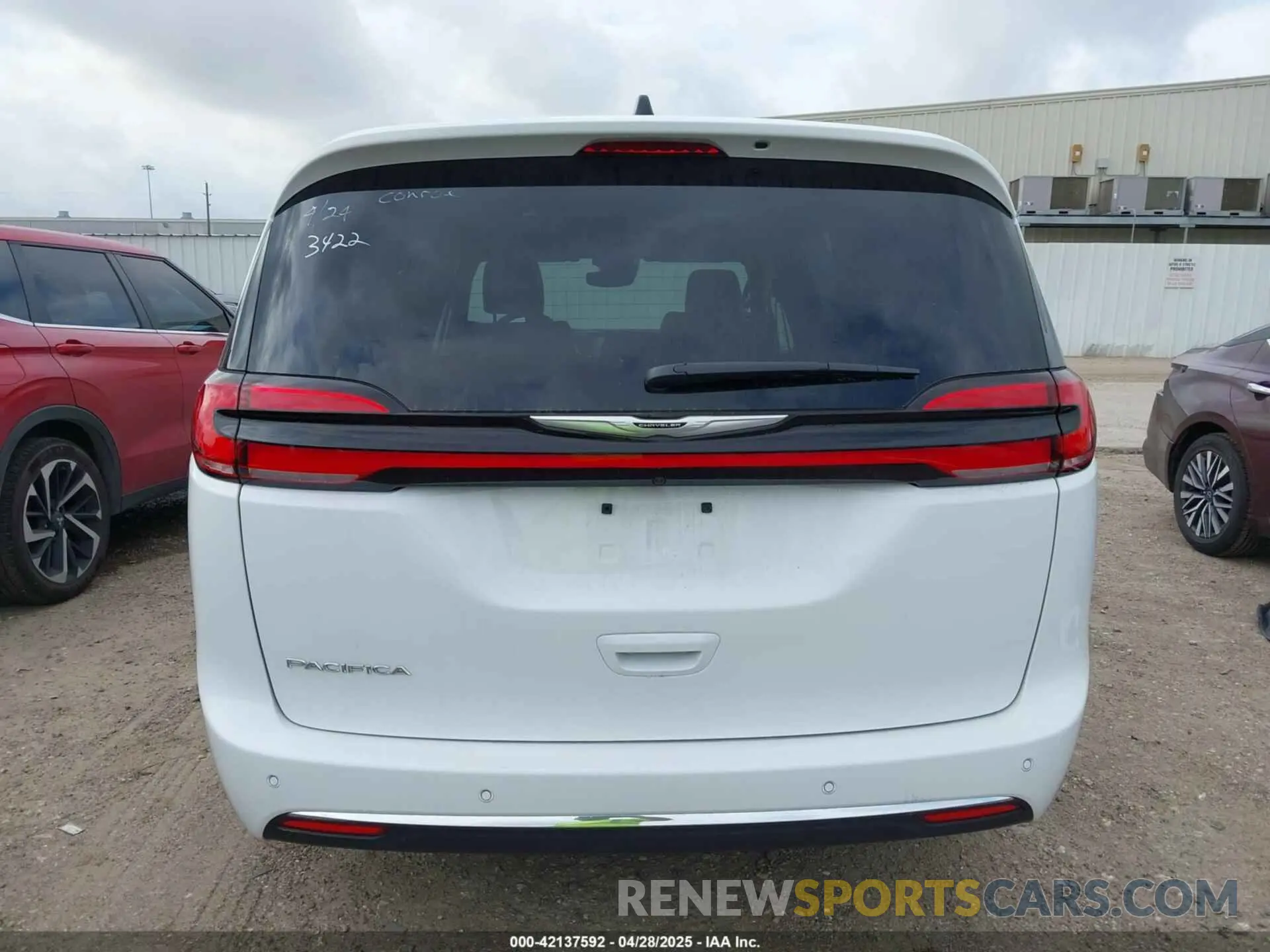 17 Фотография поврежденного автомобиля 2C4RC1BG7SR530912 CHRYSLER PACIFICA 2025