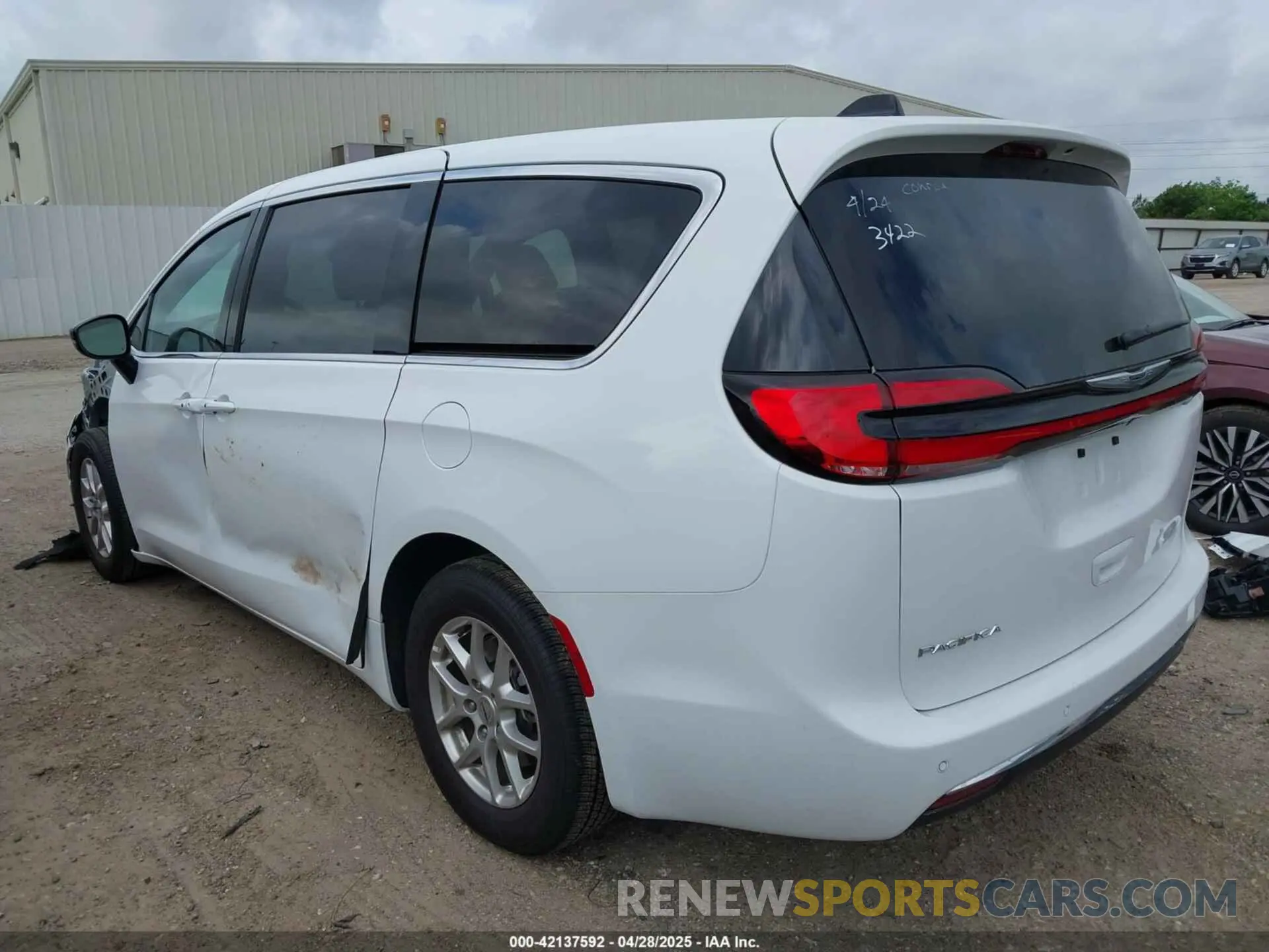 3 Фотография поврежденного автомобиля 2C4RC1BG7SR530912 CHRYSLER PACIFICA 2025
