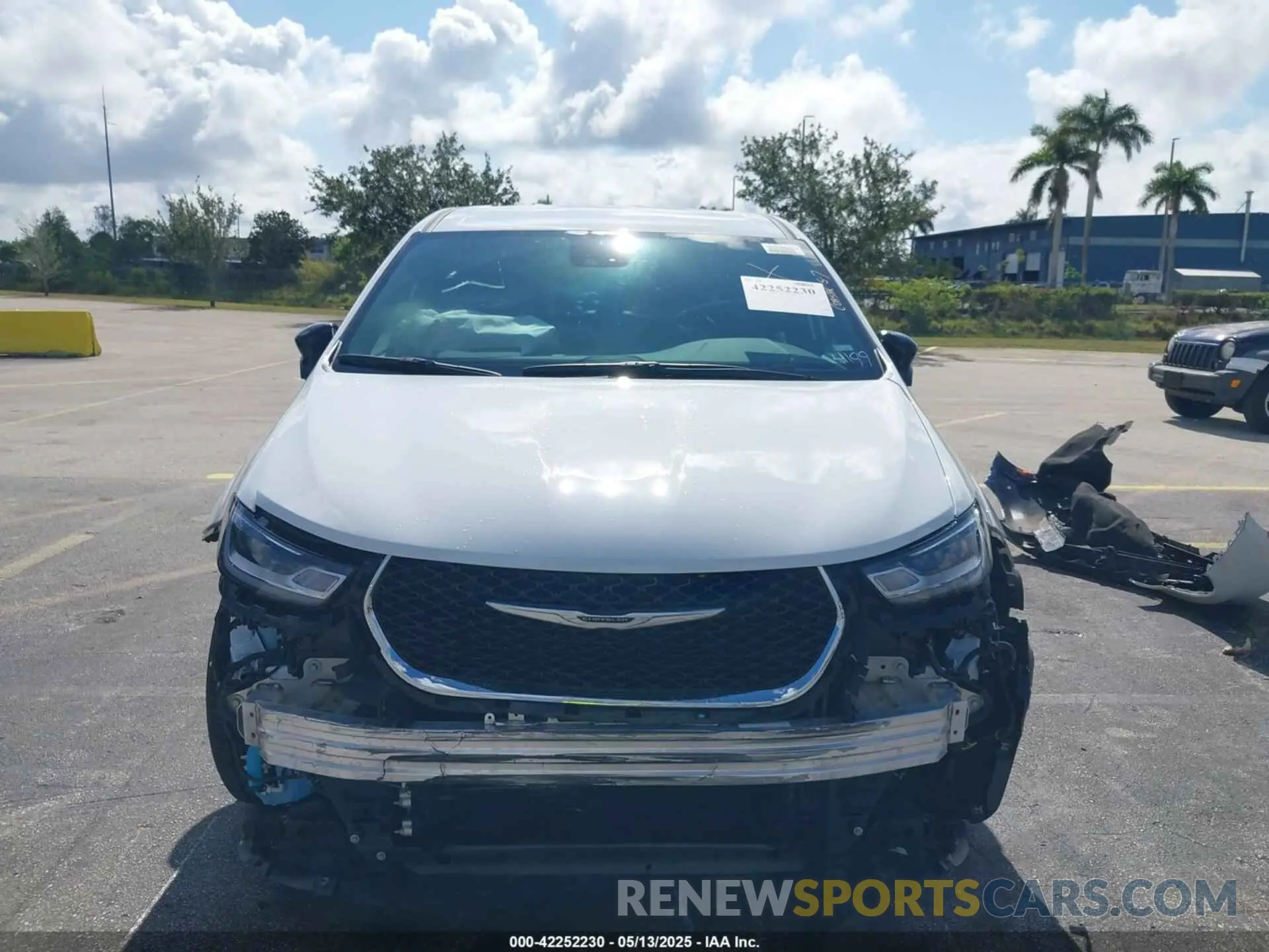 13 Photograph of a damaged car 2C4RC1BG7SR531770 CHRYSLER PACIFICA 2025