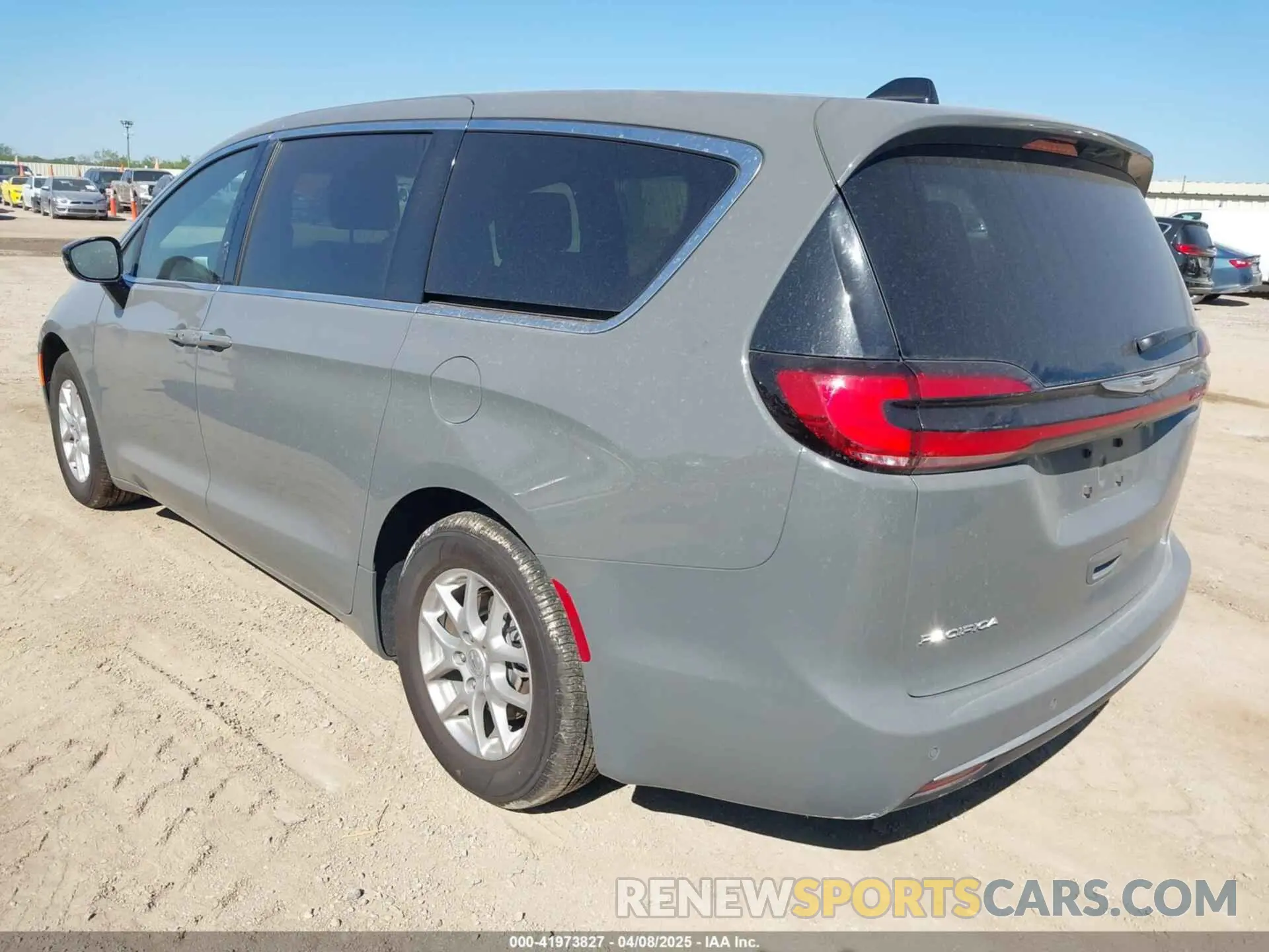 3 Фотография поврежденного автомобиля 2C4RC1BG8SR532653 CHRYSLER PACIFICA 2025