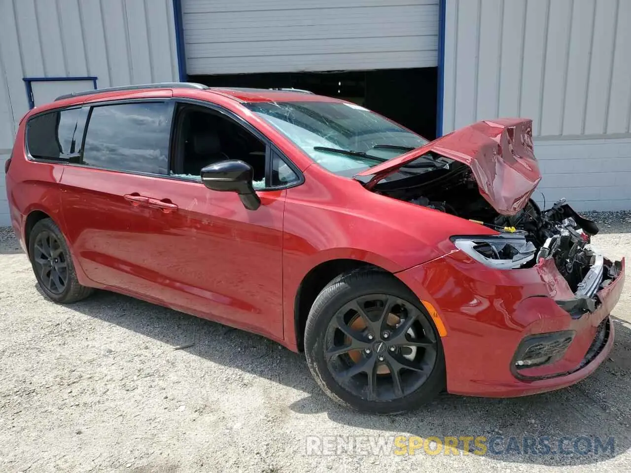 4 Photograph of a damaged car 2C4RC1GGXSR508878 CHRYSLER PACIFICA 2025