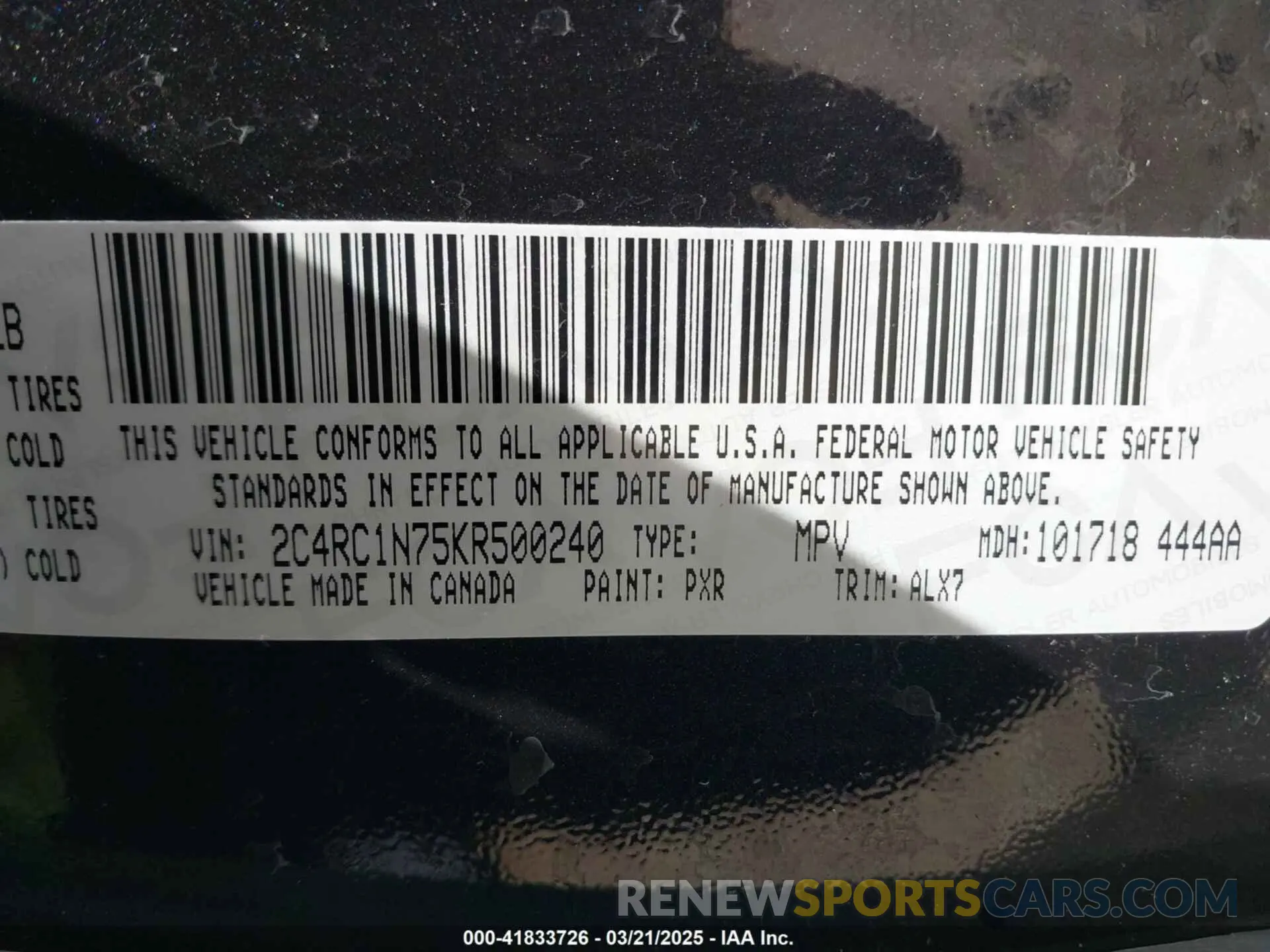 9 Photograph of a damaged car 2C4RC1N75KR500240 CHRYSLER PACIFICA HYBRID 2019