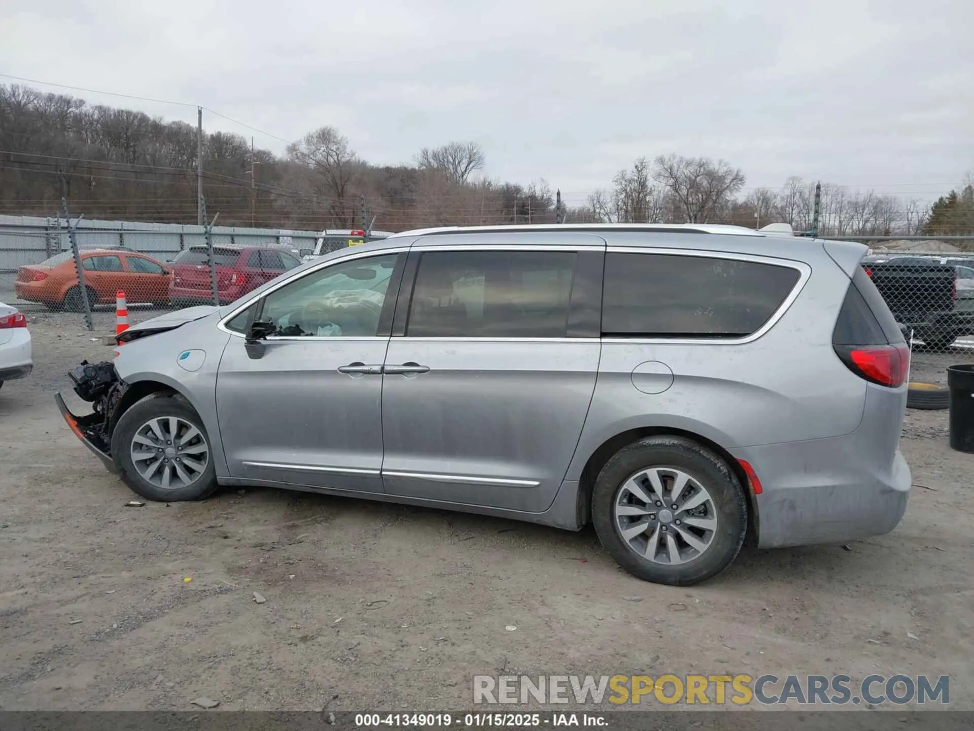 15 Фотография поврежденного автомобиля 2C4RC1L75LR217650 CHRYSLER PACIFICA HYBRID 2020