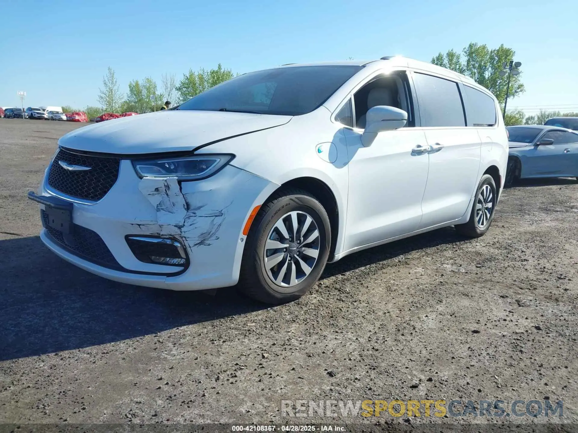 2 Photograph of a damaged car 2C4RC1L72MR599542 CHRYSLER PACIFICA HYBRID 2021