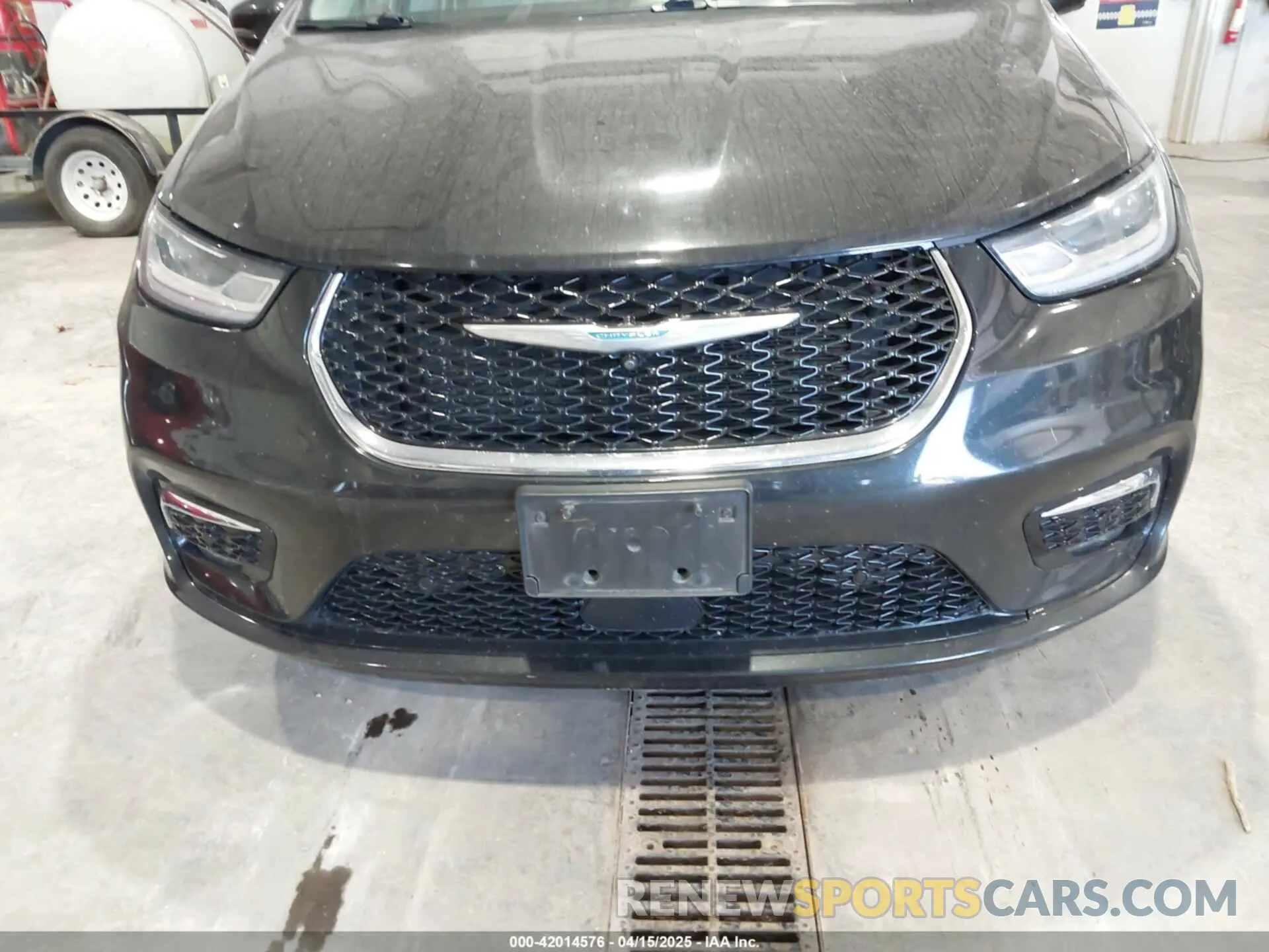 6 Photograph of a damaged car 2C4RC1L78MR578341 CHRYSLER PACIFICA HYBRID 2021