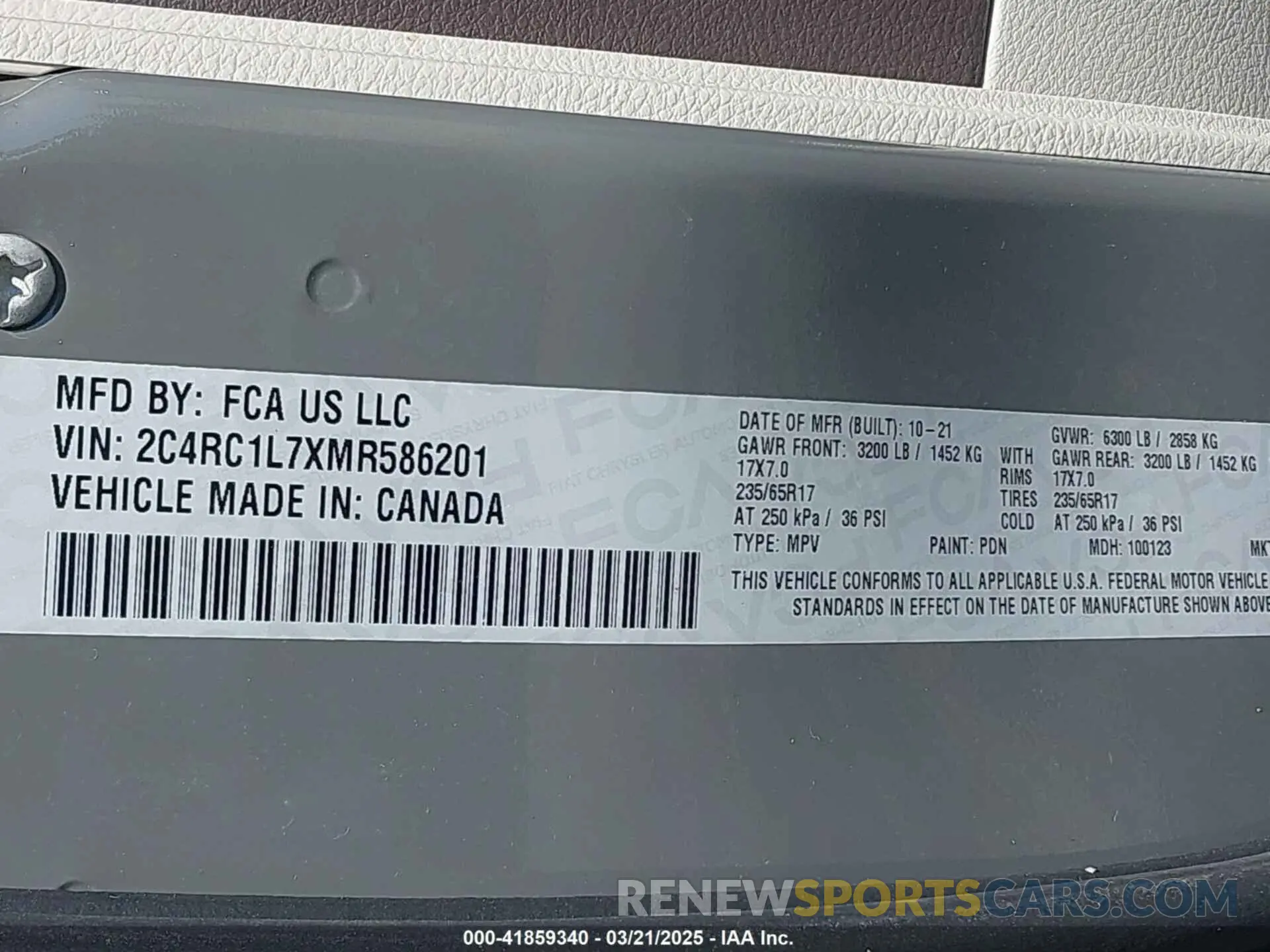 9 Photograph of a damaged car 2C4RC1L7XMR586201 CHRYSLER PACIFICA HYBRID 2021