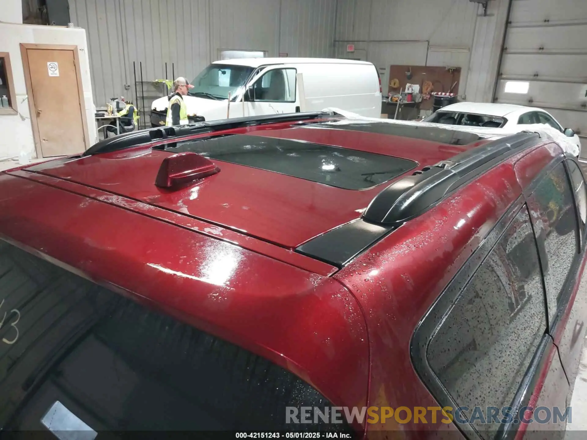 20 Photograph of a damaged car 2C4RC1S78MR521977 CHRYSLER PACIFICA HYBRID 2021