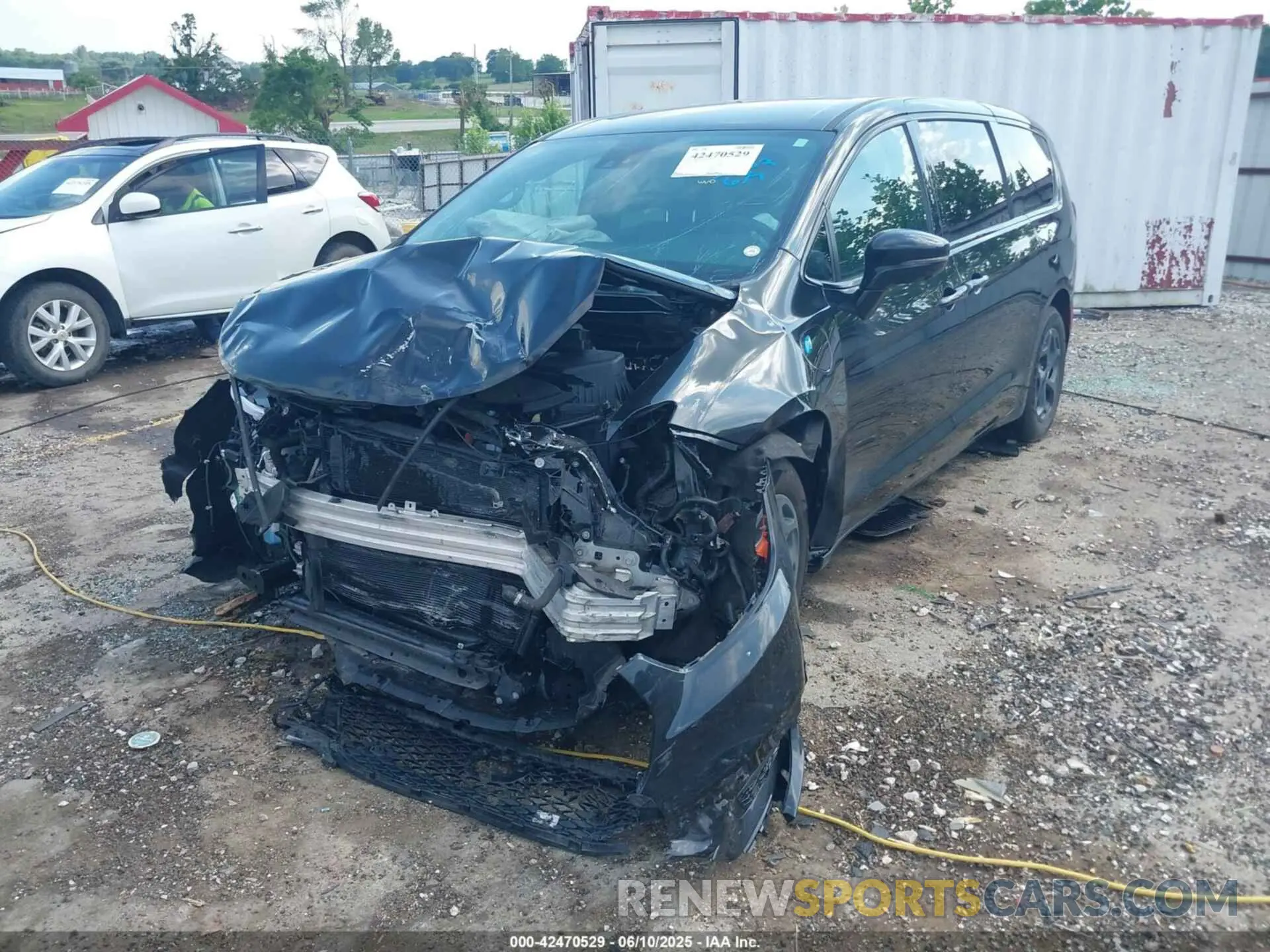 6 Photograph of a damaged car 2C4RC1L72NR173562 CHRYSLER PACIFICA HYBRID 2022