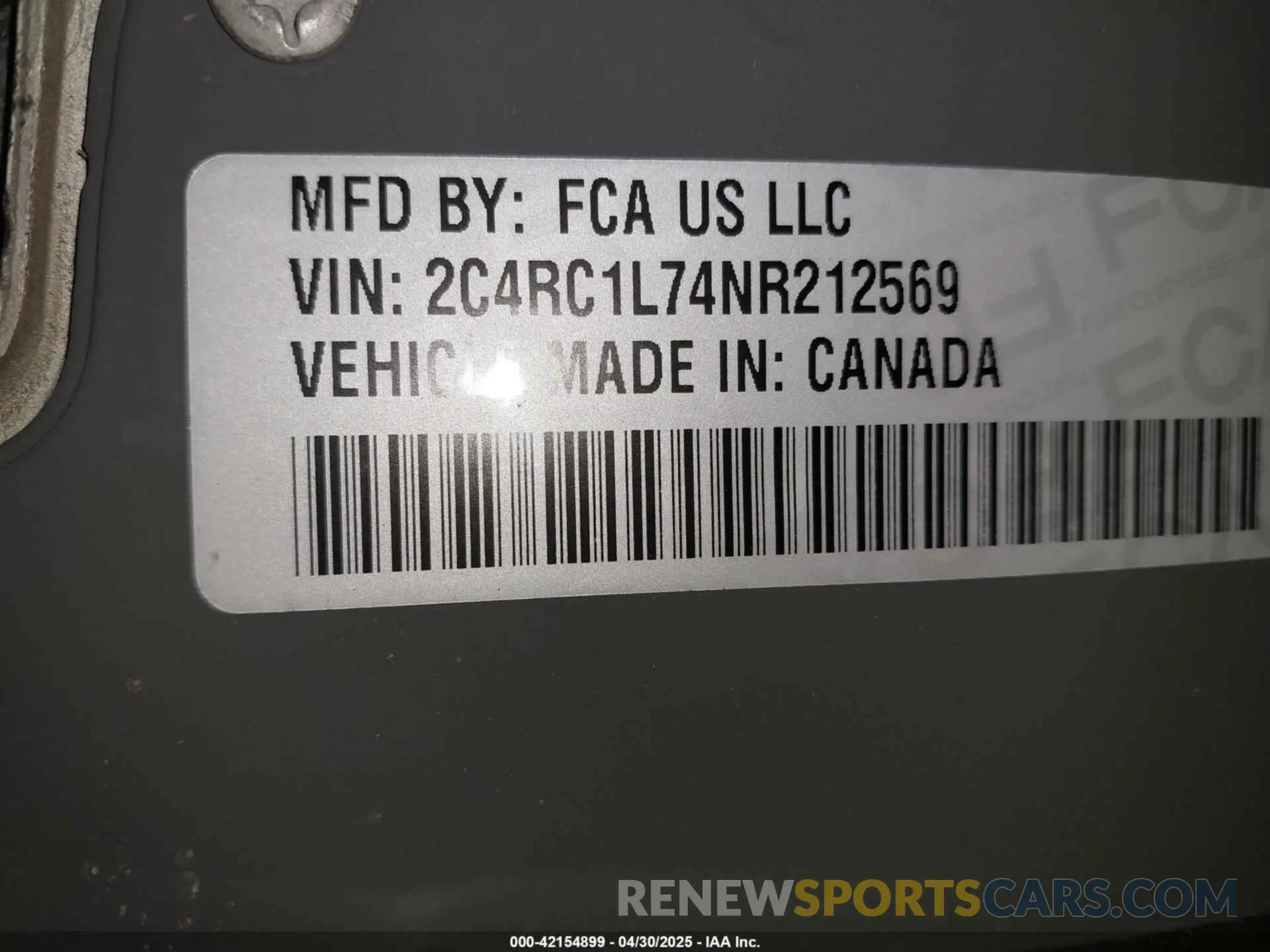 9 Photograph of a damaged car 2C4RC1L74NR212569 CHRYSLER PACIFICA HYBRID 2022
