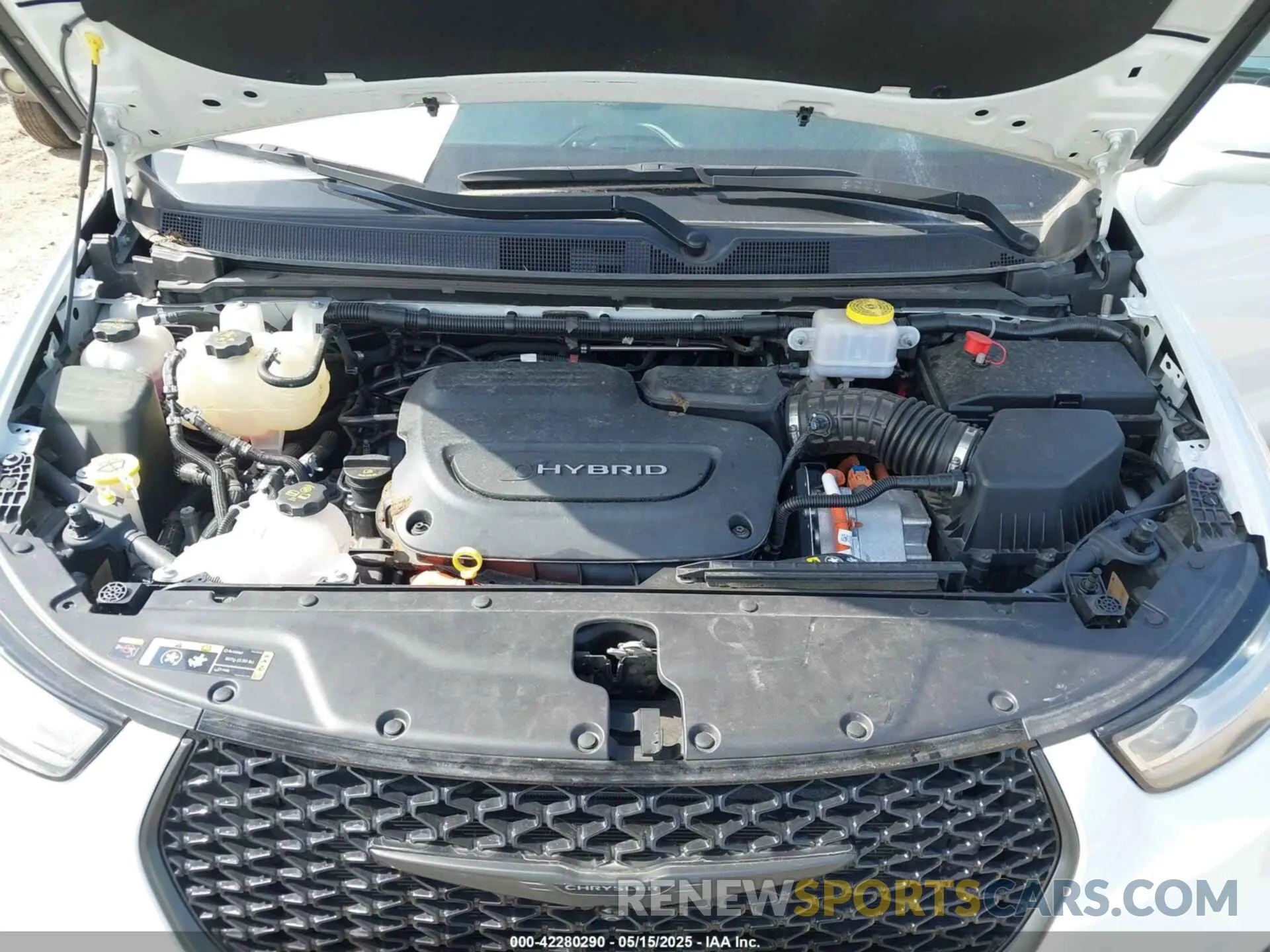 10 Photograph of a damaged car 2C4RC1S74NR179980 CHRYSLER PACIFICA HYBRID 2022