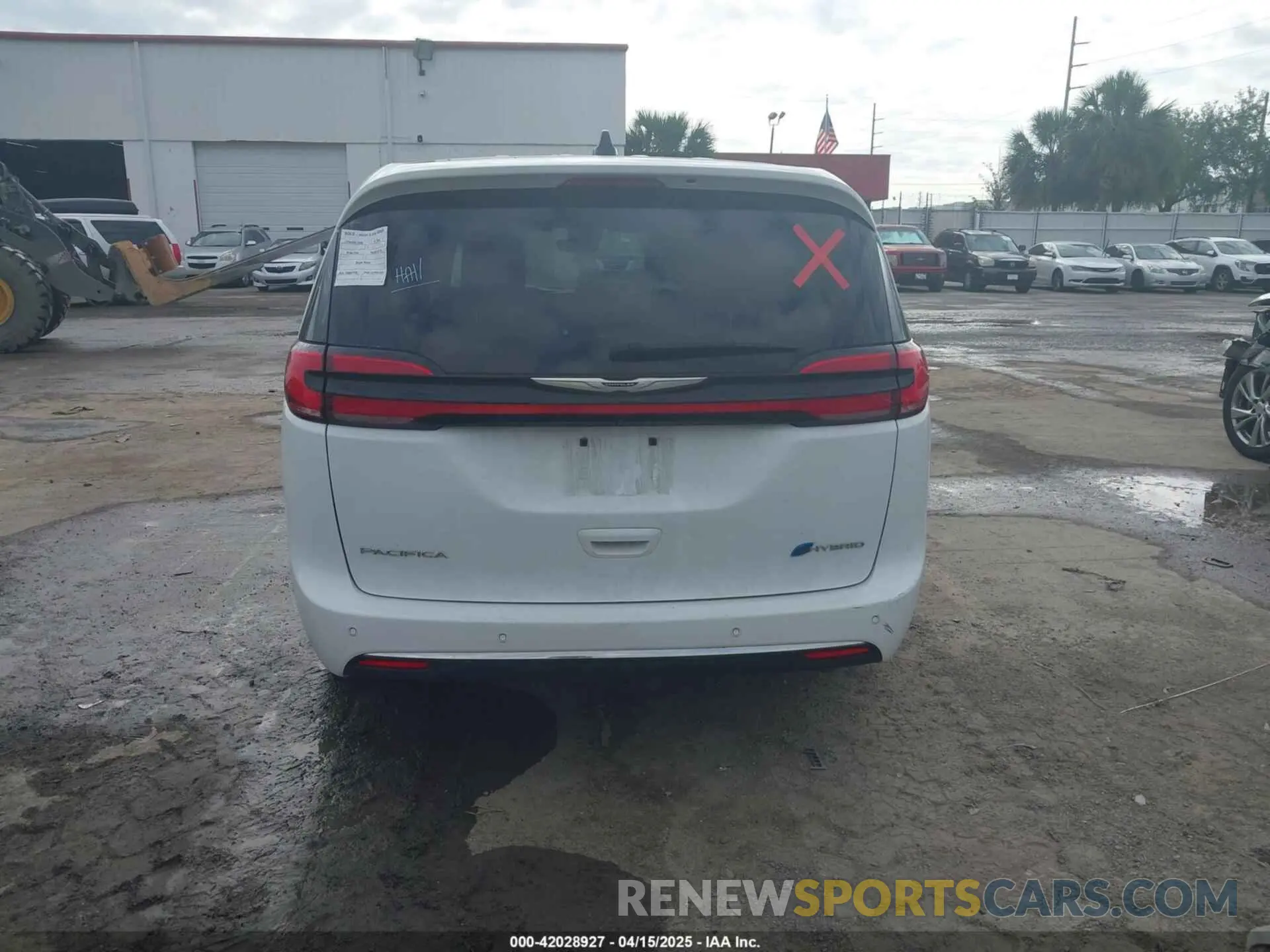 16 Фотография поврежденного автомобиля 2C4RC1L74PR541551 CHRYSLER PACIFICA HYBRID 2023