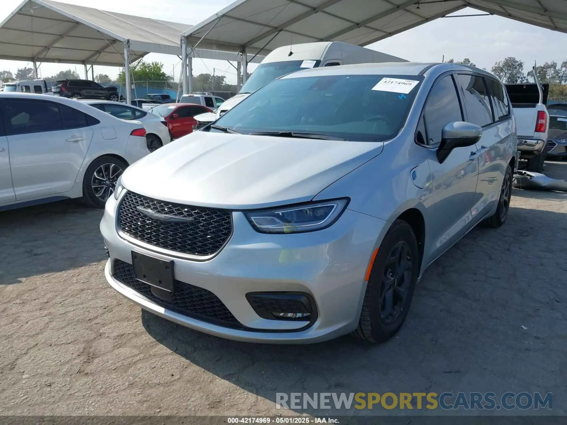 2 Фотография поврежденного автомобиля 2C4RC1L74PR593522 CHRYSLER PACIFICA HYBRID 2023