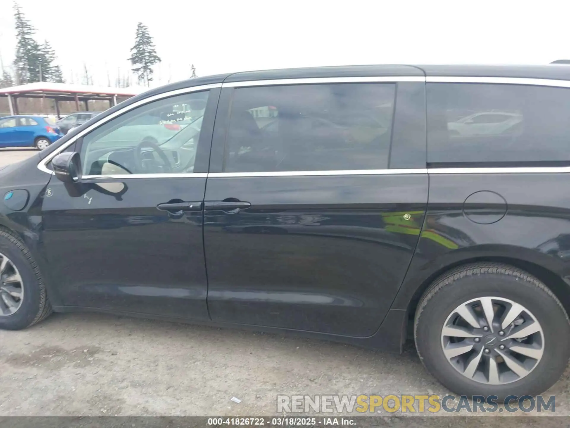14 Фотография поврежденного автомобиля 2C4RC1L77PR631079 CHRYSLER PACIFICA HYBRID 2023