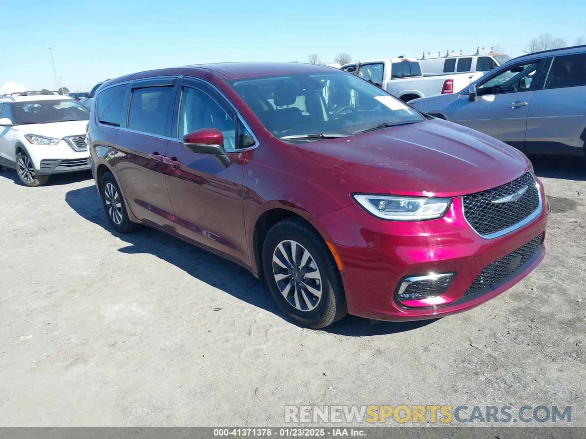 1 Фотография поврежденного автомобиля 2C4RC1L79PR500526 CHRYSLER PACIFICA HYBRID 2023