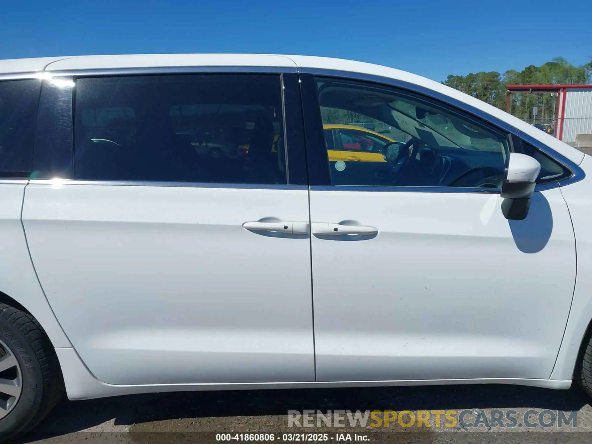 13 Photograph of a damaged car 2C4RC1L7XPR541005 CHRYSLER PACIFICA HYBRID 2023