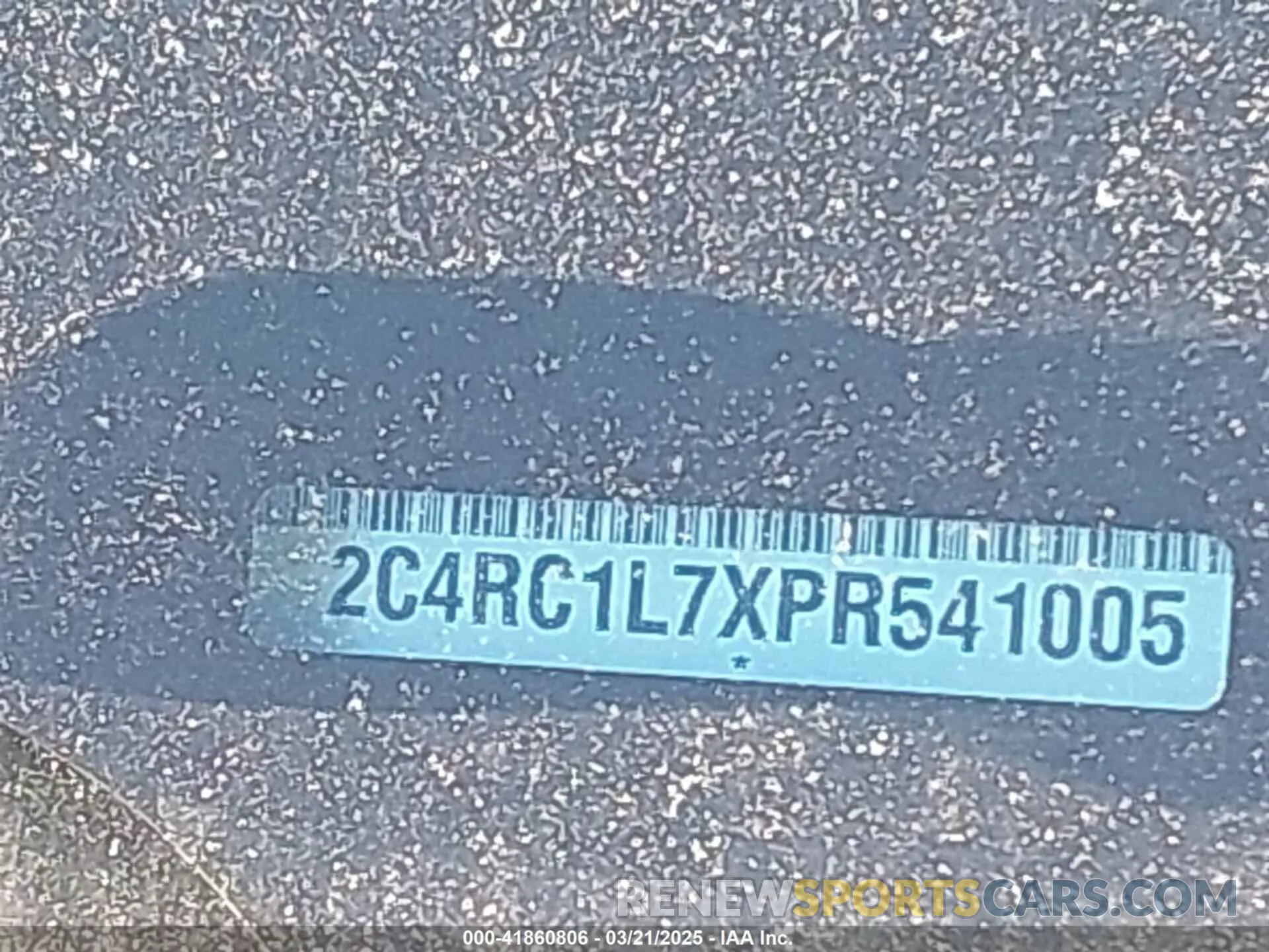 9 Photograph of a damaged car 2C4RC1L7XPR541005 CHRYSLER PACIFICA HYBRID 2023