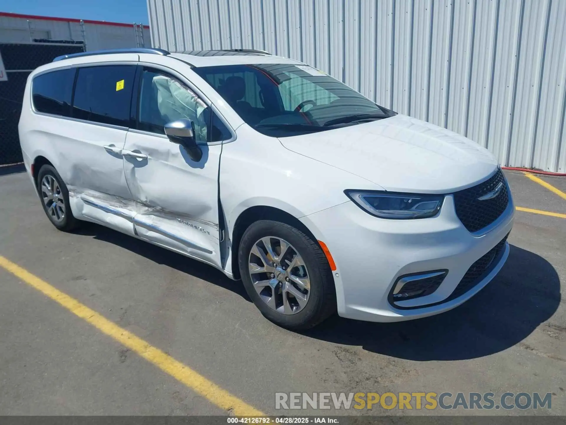 1 Фотография поврежденного автомобиля 2C4RC1N73PR569855 CHRYSLER PACIFICA HYBRID 2023