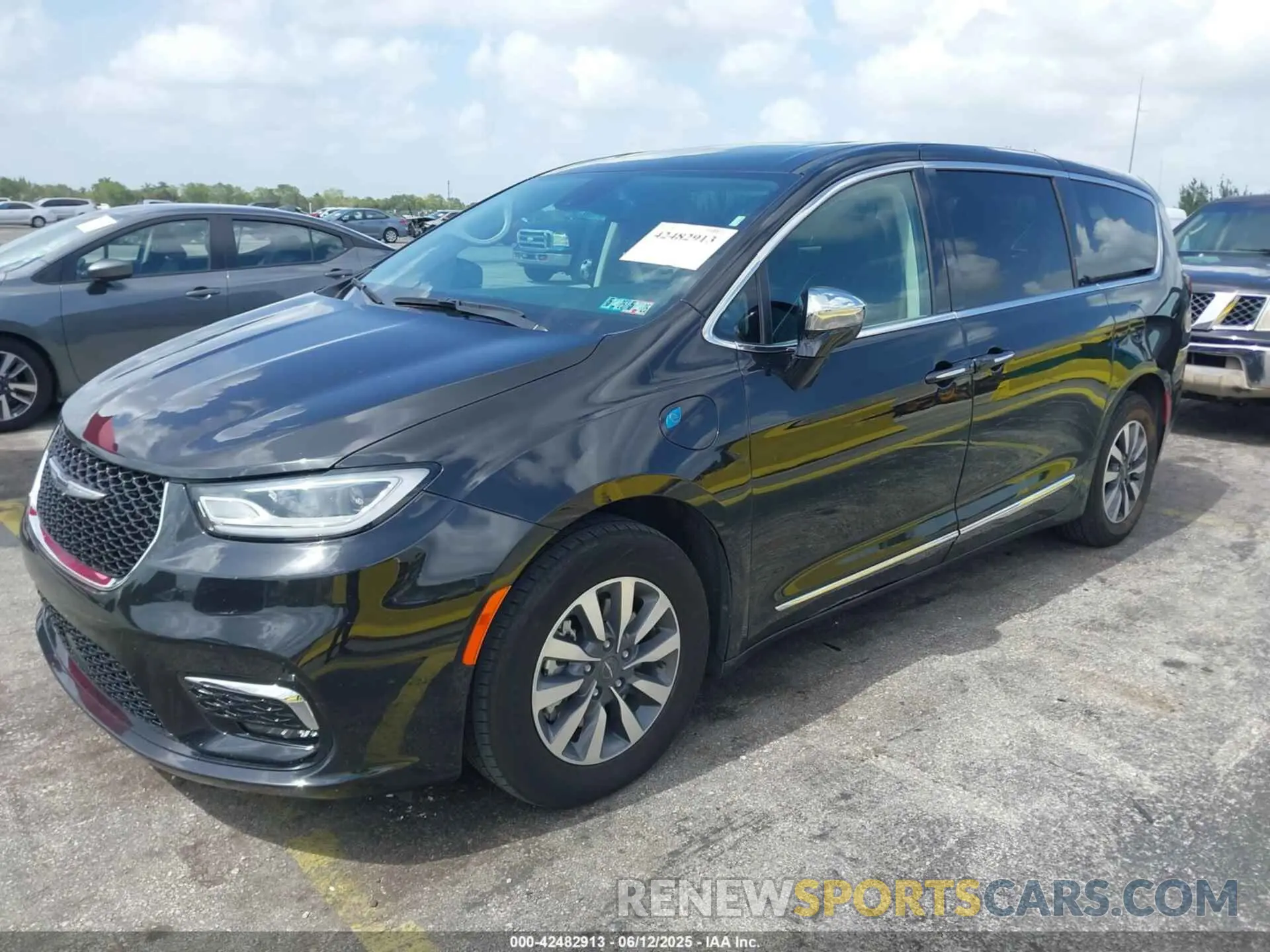 2 Photograph of a damaged car 2C4RC1S73PR541980 CHRYSLER PACIFICA HYBRID 2023