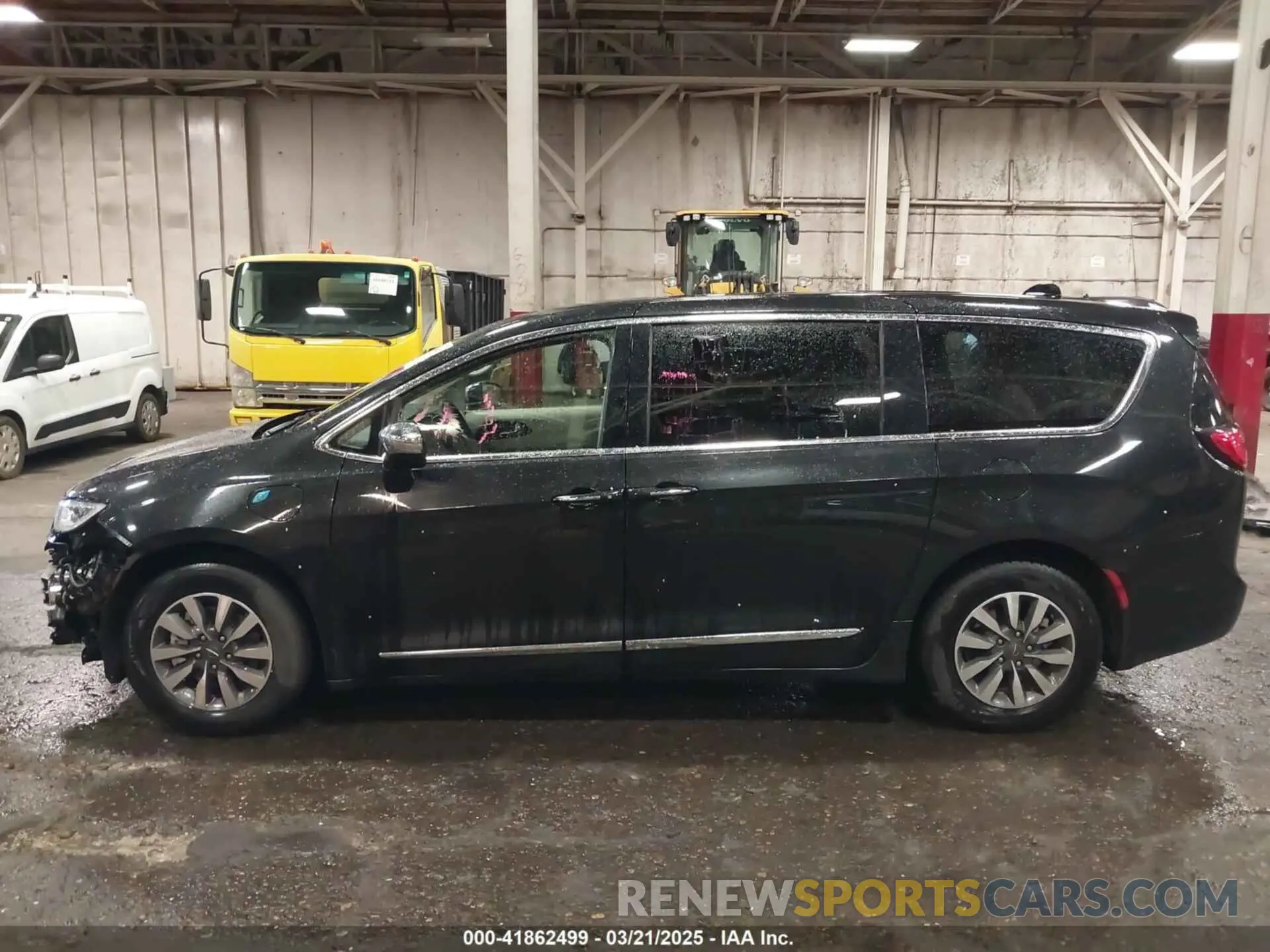 15 Photograph of a damaged car 2C4RC1S74PR632658 CHRYSLER PACIFICA HYBRID 2023